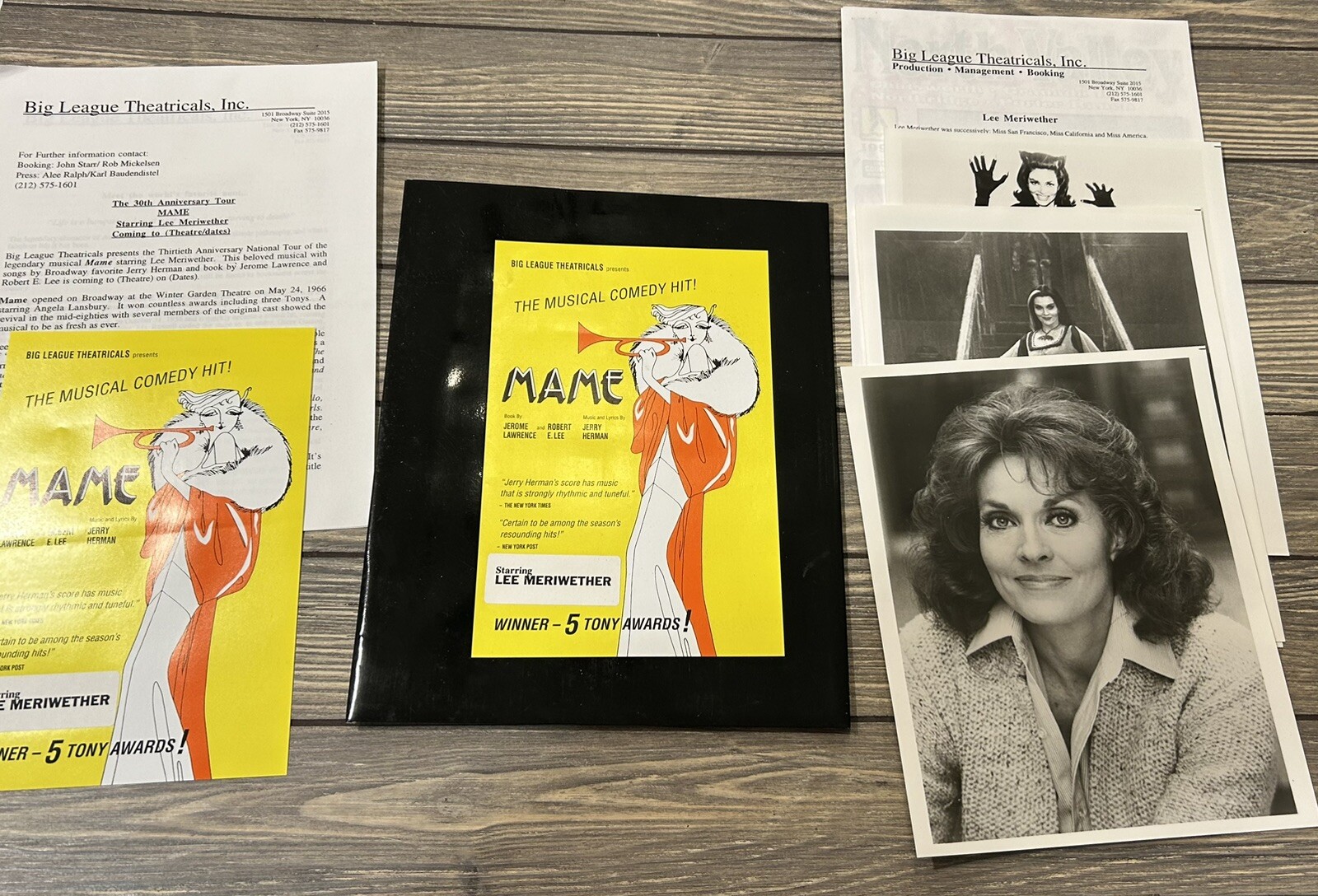 Vintage Mame The Musical Comedy Hit Press Release Folder Paper and Photos 