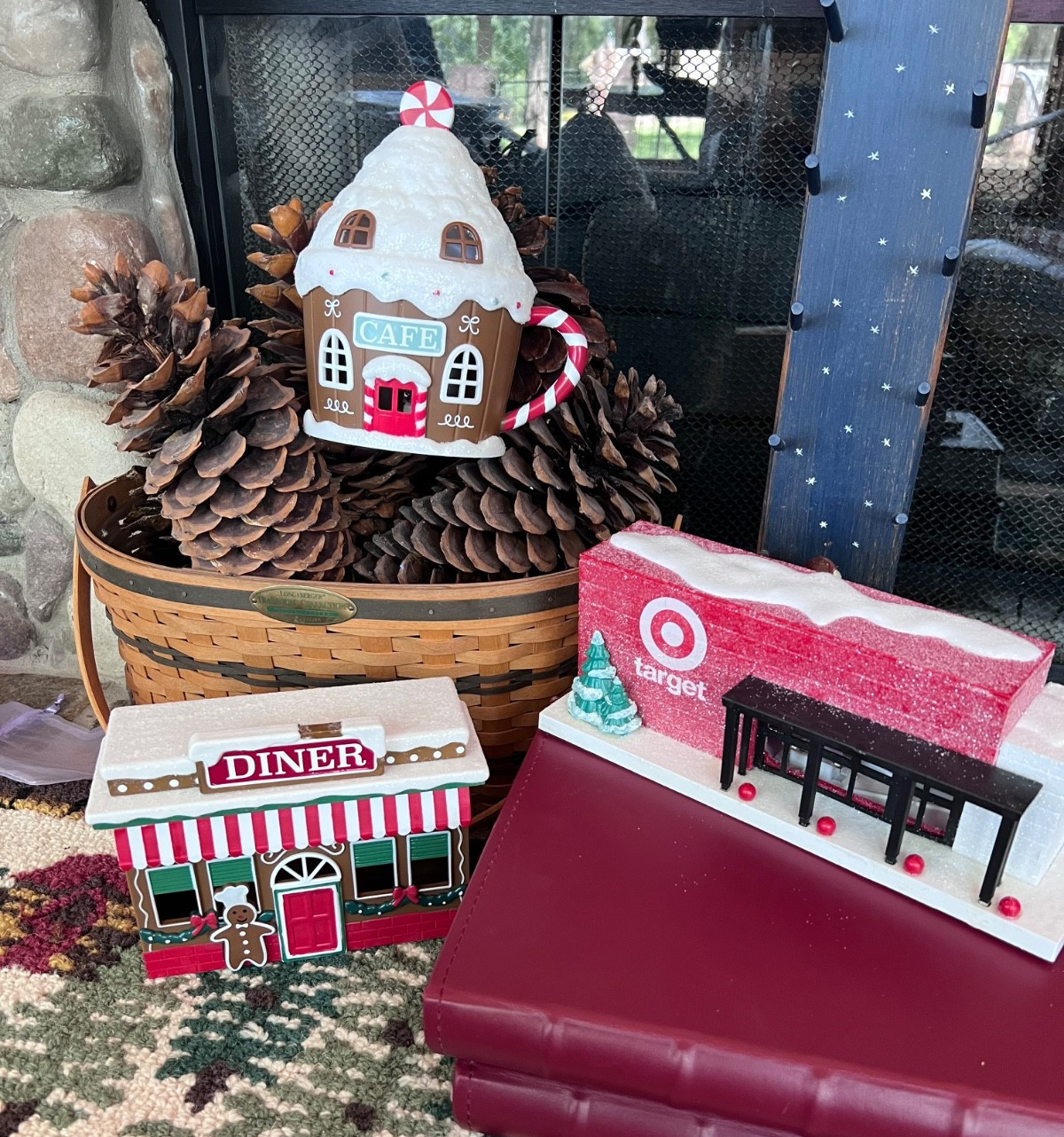 2025 TARGET BULLSEYE 3 CHRISTMAS VILLAGES HOUSES Cafe Dinner & Target Store EUC