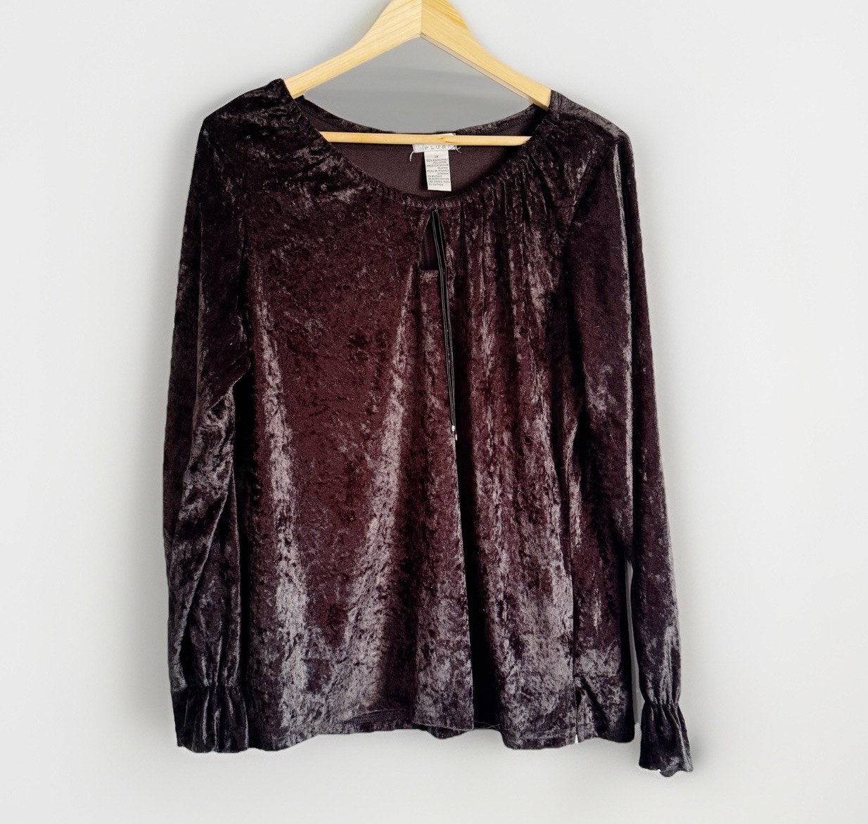 One Step Up Black Velvet Blouse Top Women’s 1X Long Sleeve Whimsigoth Witchy