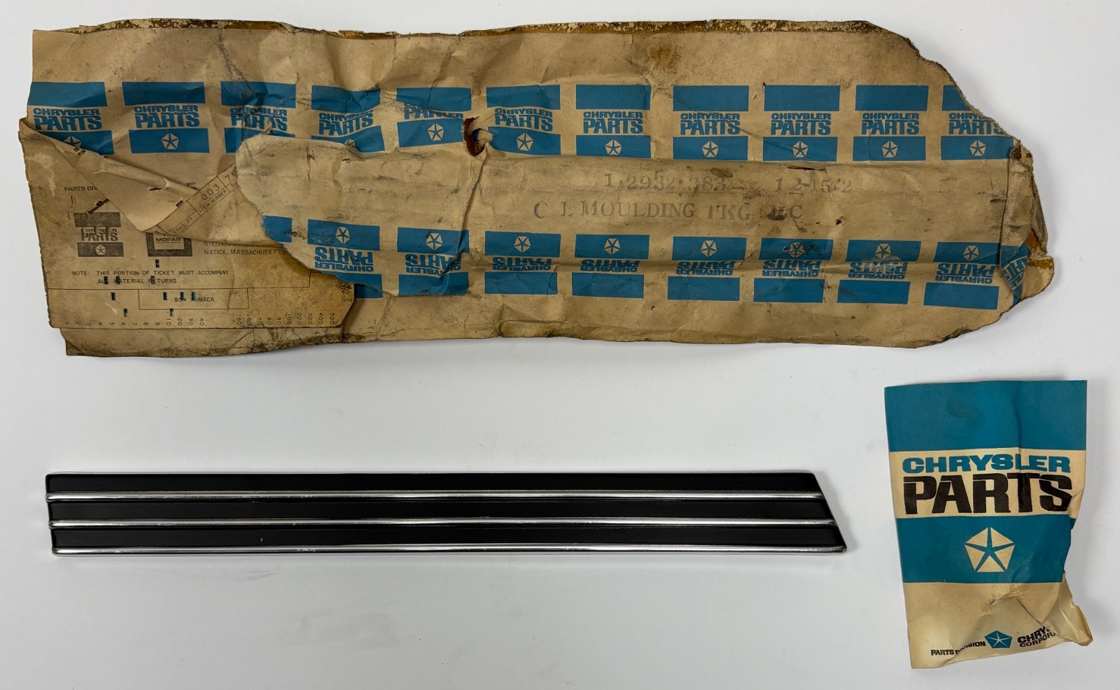 New Old Stock Left Fender Lower Rear Moulding for 1968 Chrysler Models #2932383 New Old Stock Left Fender Lower Rear Moulding for 1968 Chrysler Models #2932383