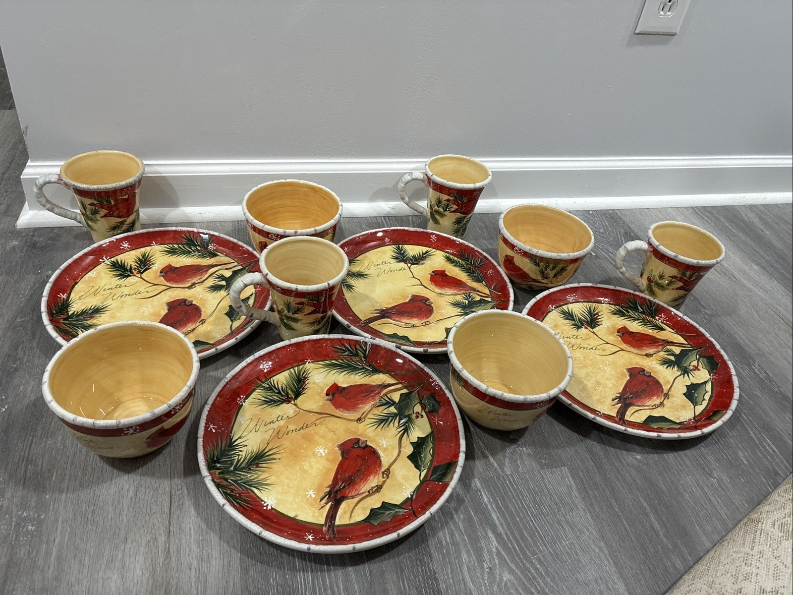 Pier 1 Christmas Holly Birds ( 12 Pc Set ) Susan Winget Cardinals Hand Painted Pier 1 Christmas Holly Birds ( 12 Pc Set ) Susan Winget Cardinals Hand Painted