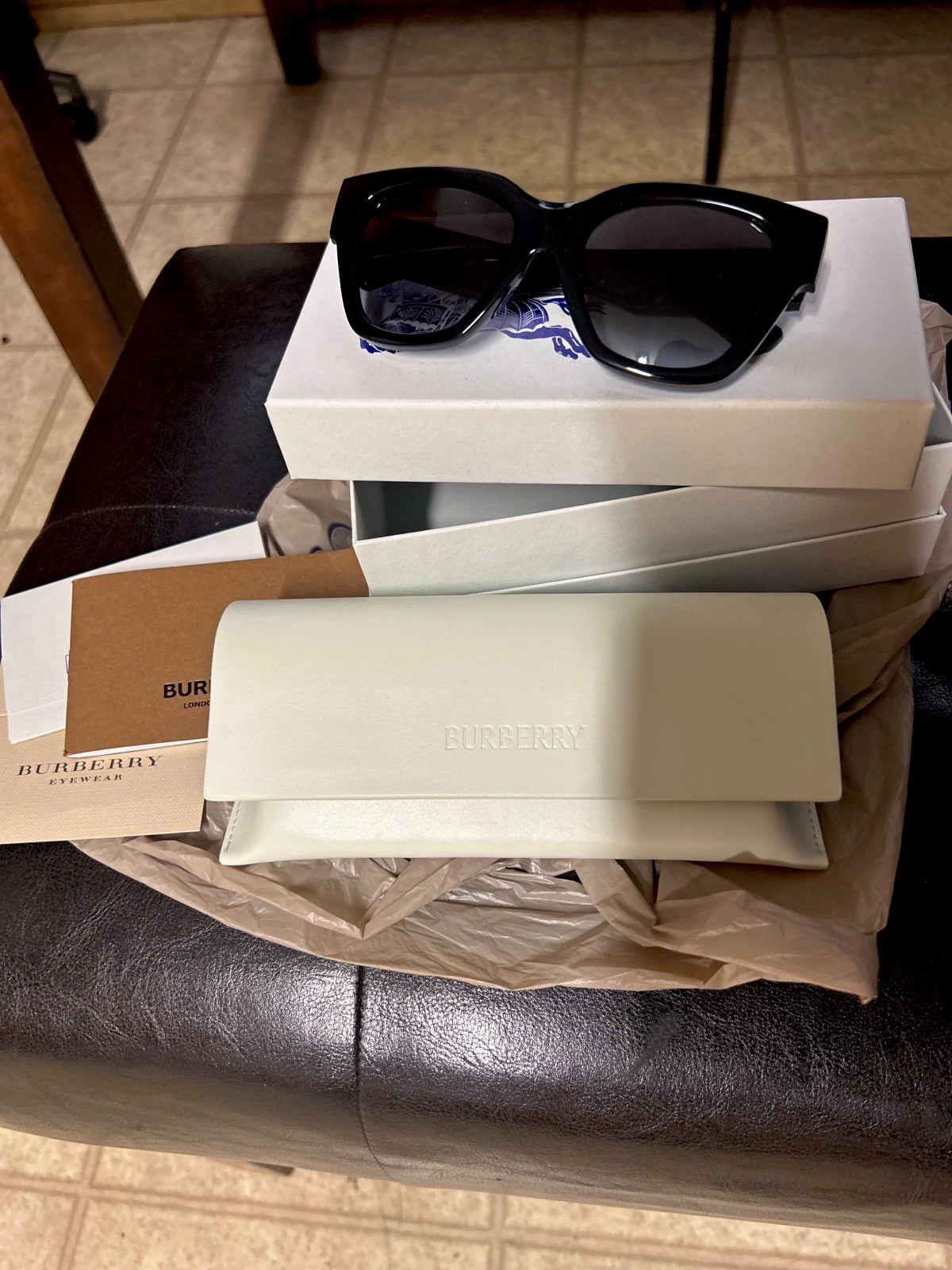 NEW Burberry BE4489U Black Square Sunglasses – Case & Box Included