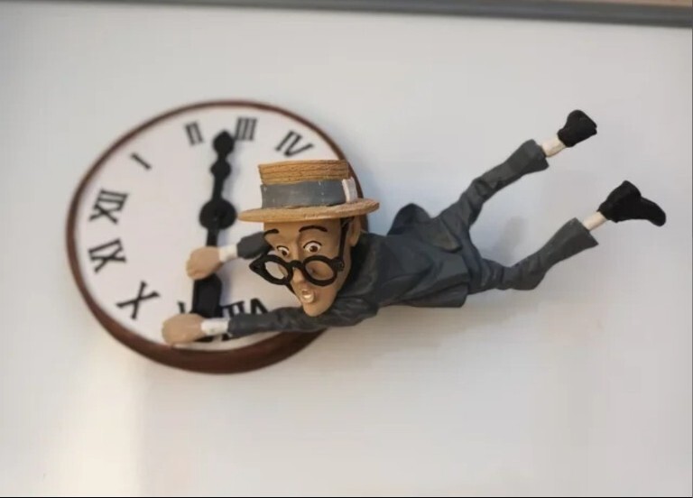SCULPTURE FIGURE Harold Lloyd in Safety Last 1923 SCULPTURE FIGURE Harold Lloyd in Safety Last 1923