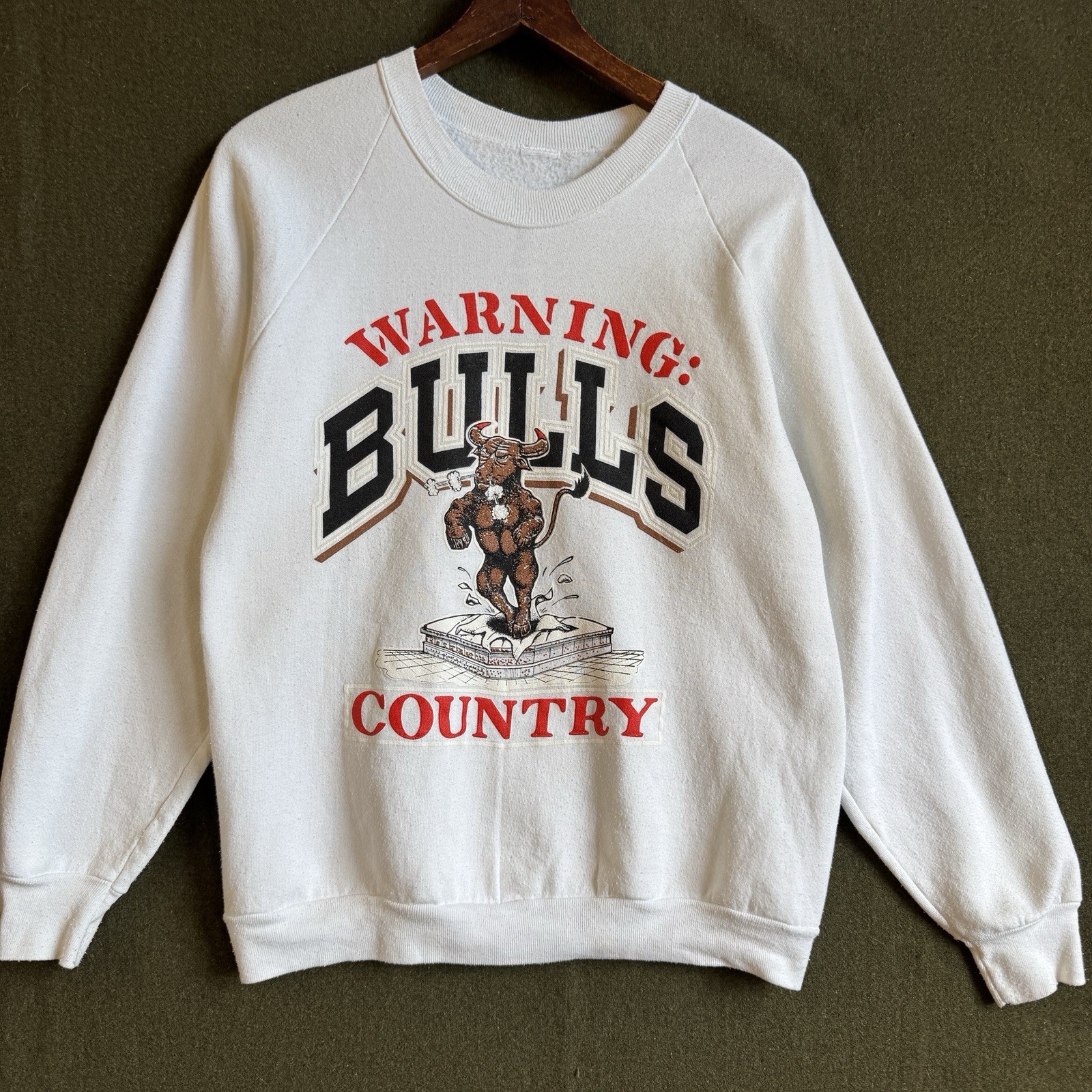 Vintage 90s Chicago Bulls NBA Basketball Crewneck Sweatshirt Measures 21x26