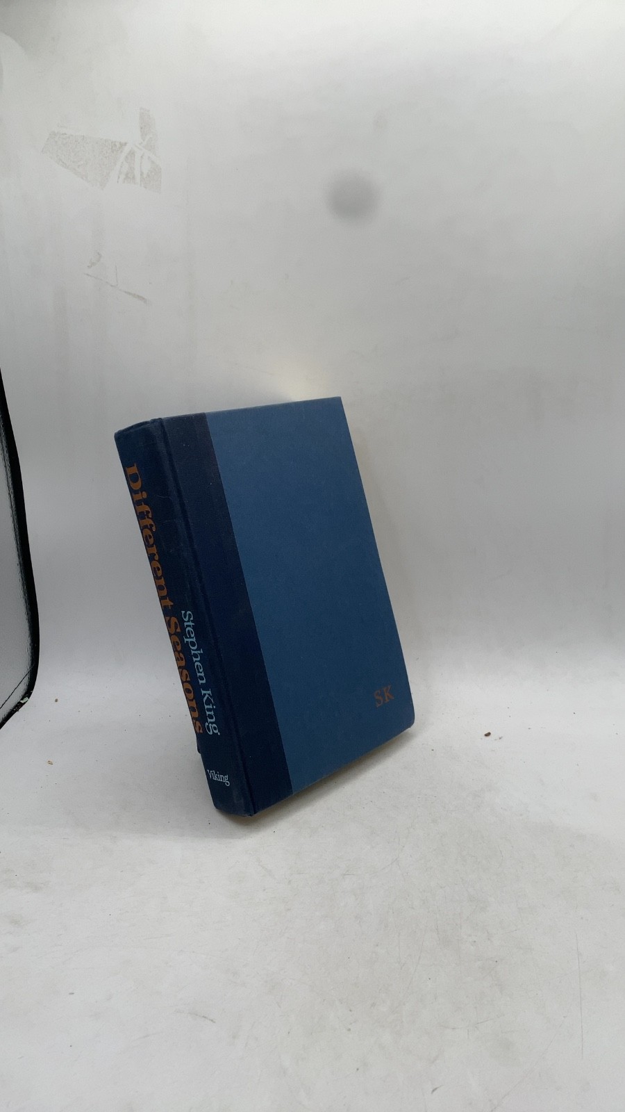 Different Seasons Stephen King Hardcover First published in 1982 by The Vikin...