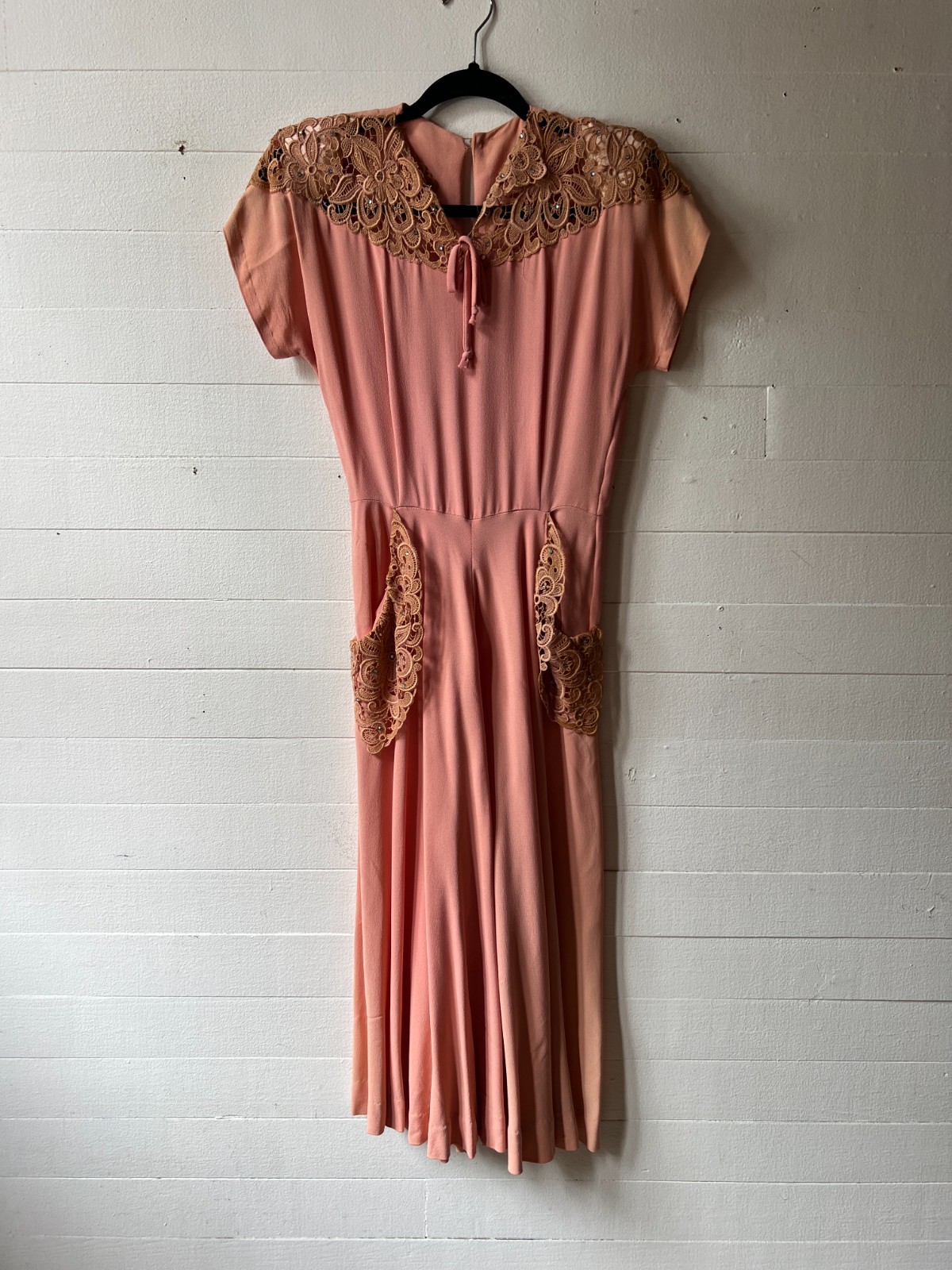 Vintage 1940s Pink Rayon Crepe Floral Lace Dress - 34x26x45 AR FL Vintage 1940s Pink Rayon Crepe Floral Lace Dress - 34x26x45 AR FL
