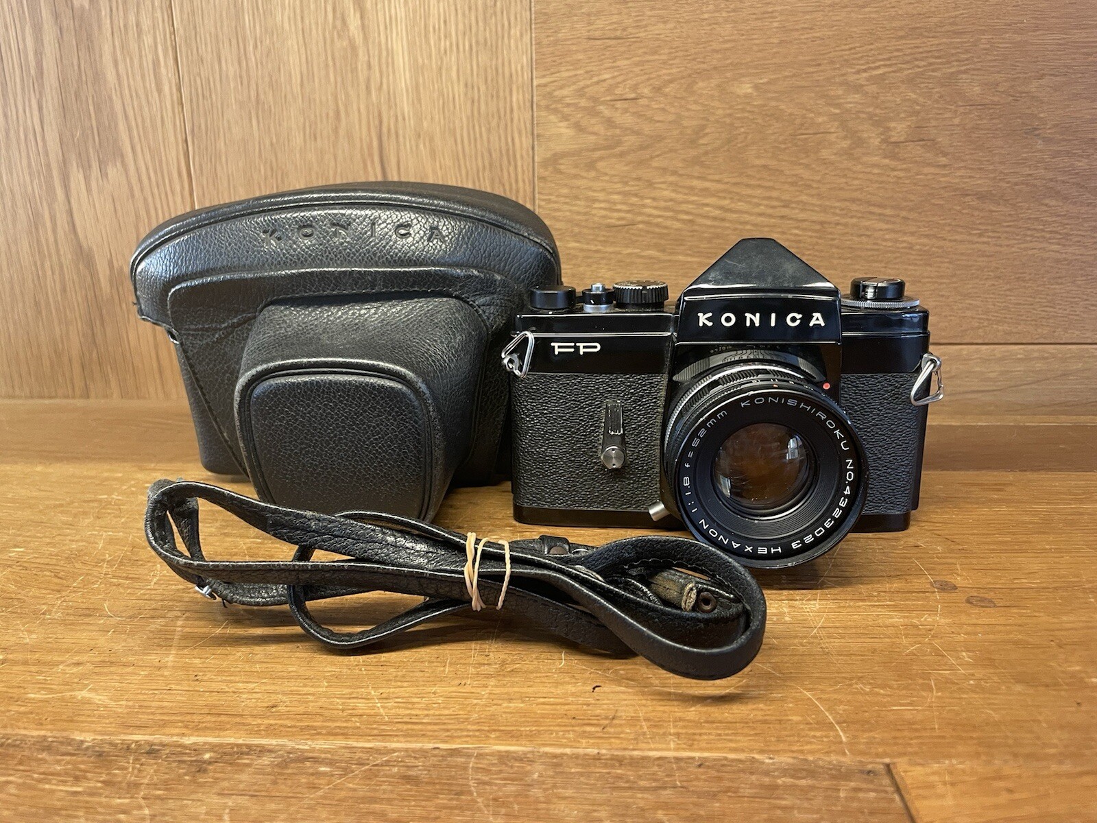 *Rare Black : Exc+5 w/ Case* Konica FP Film Camera Hexanon 52mm F/1.8 Lens Japan