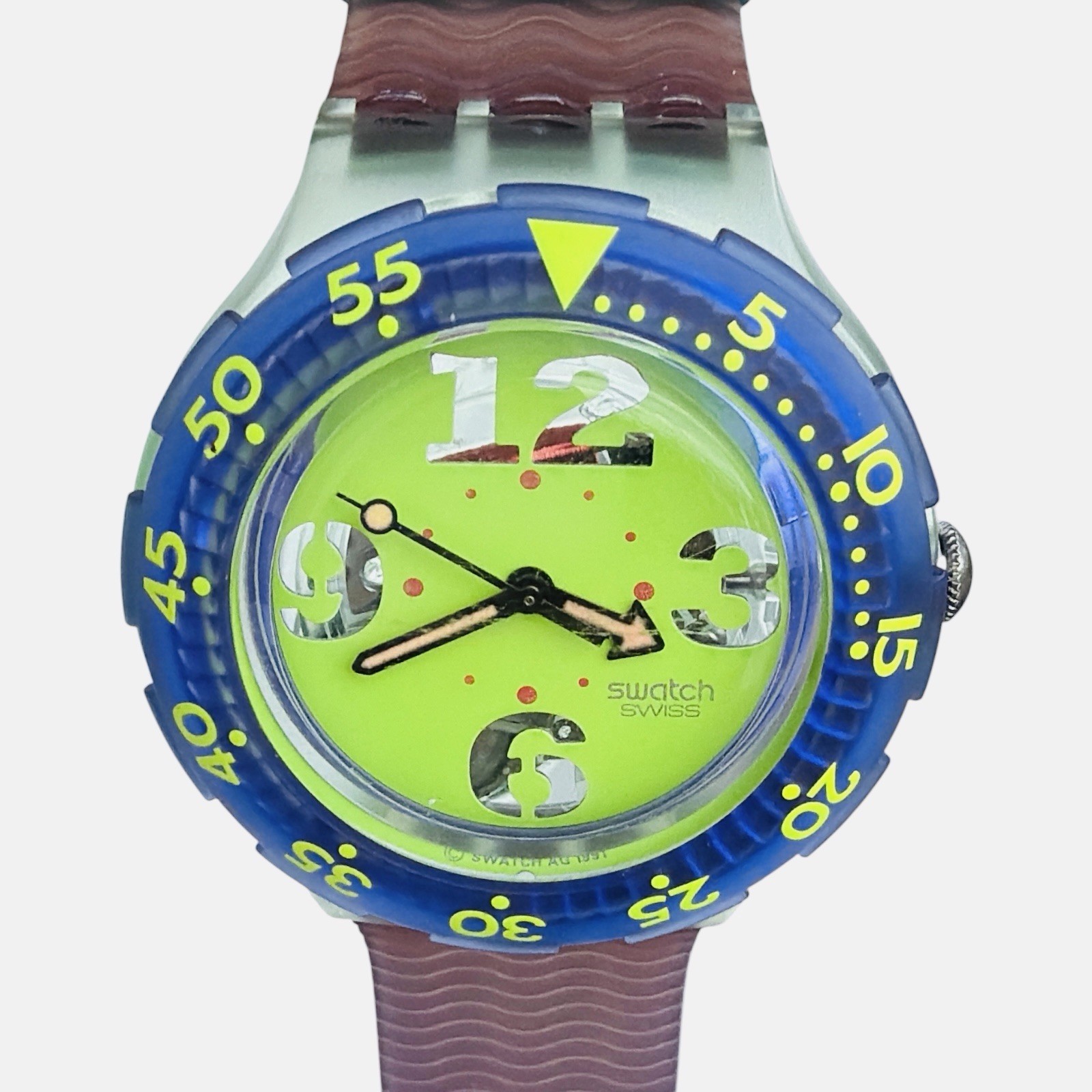 Vintage Swatch Scuba 200 Watch SPRAY UP SDN103 1992 38mm Glow Dial Swiss Quartz