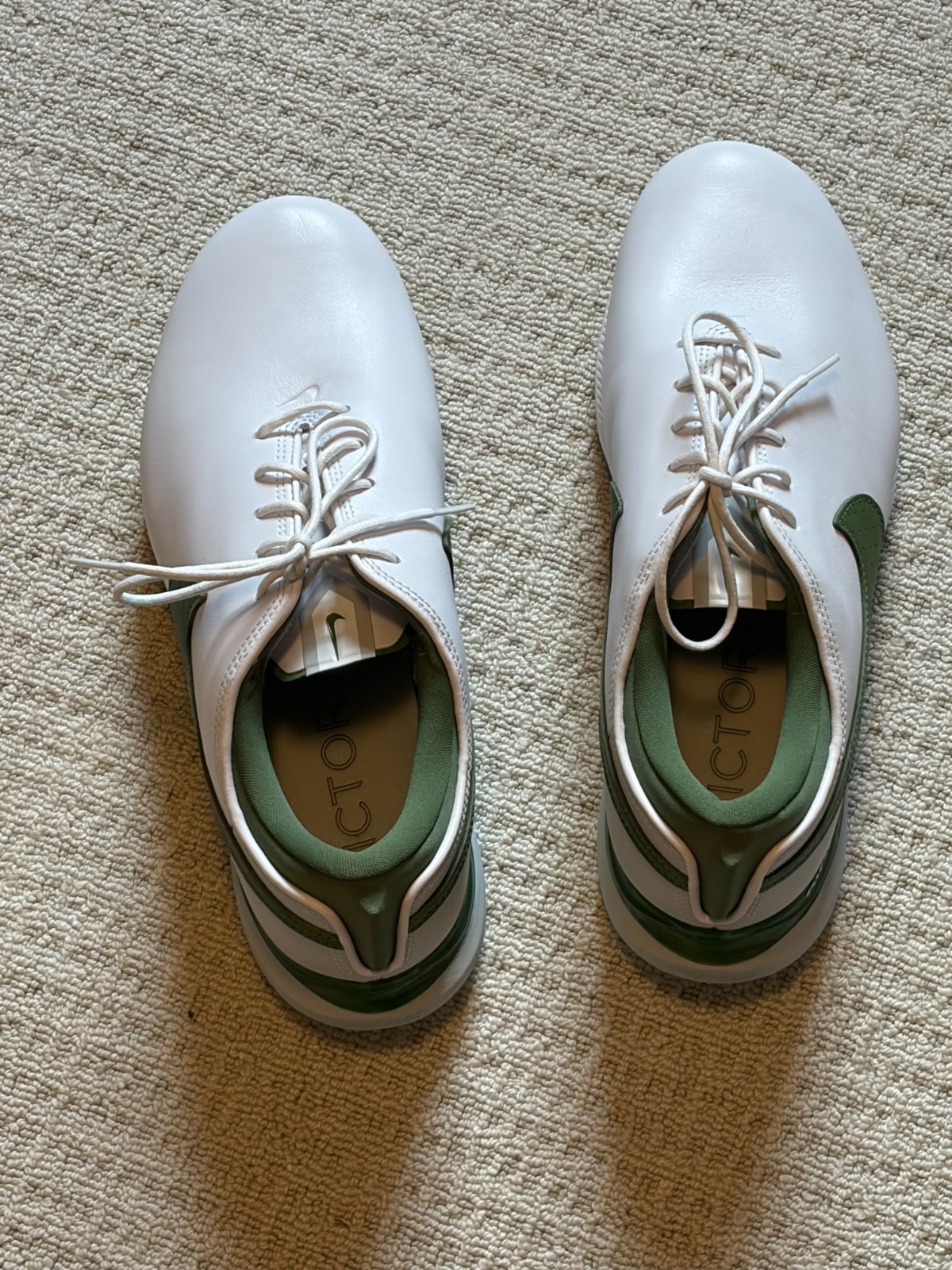 Nike Air Zoom Victory Tour 2 DJ6570-102 Mens Golf Shoes Sz 10.5 White-Green Nike Air Zoom Victory Tour 2 DJ6570-102 Mens Golf Shoes Sz 10.5 White-Green