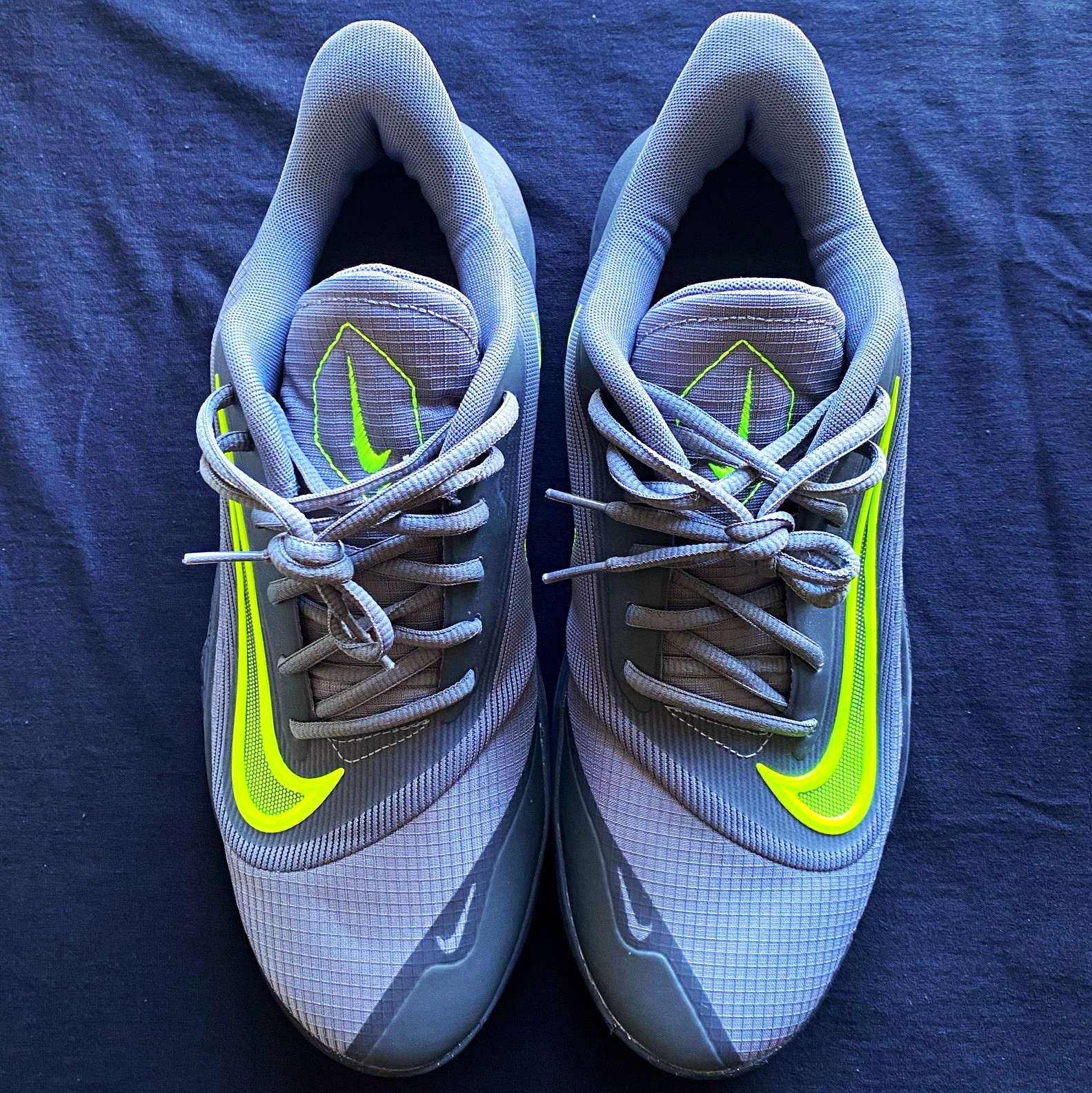 Nike Precision 7 Men’s Basketball shoes Low Top Smoke Grey Volt HJ9153-004 sz 12 Nike Precision 7 Men’s Basketball shoes Low Top Smoke Grey Volt HJ9153-004 sz 12