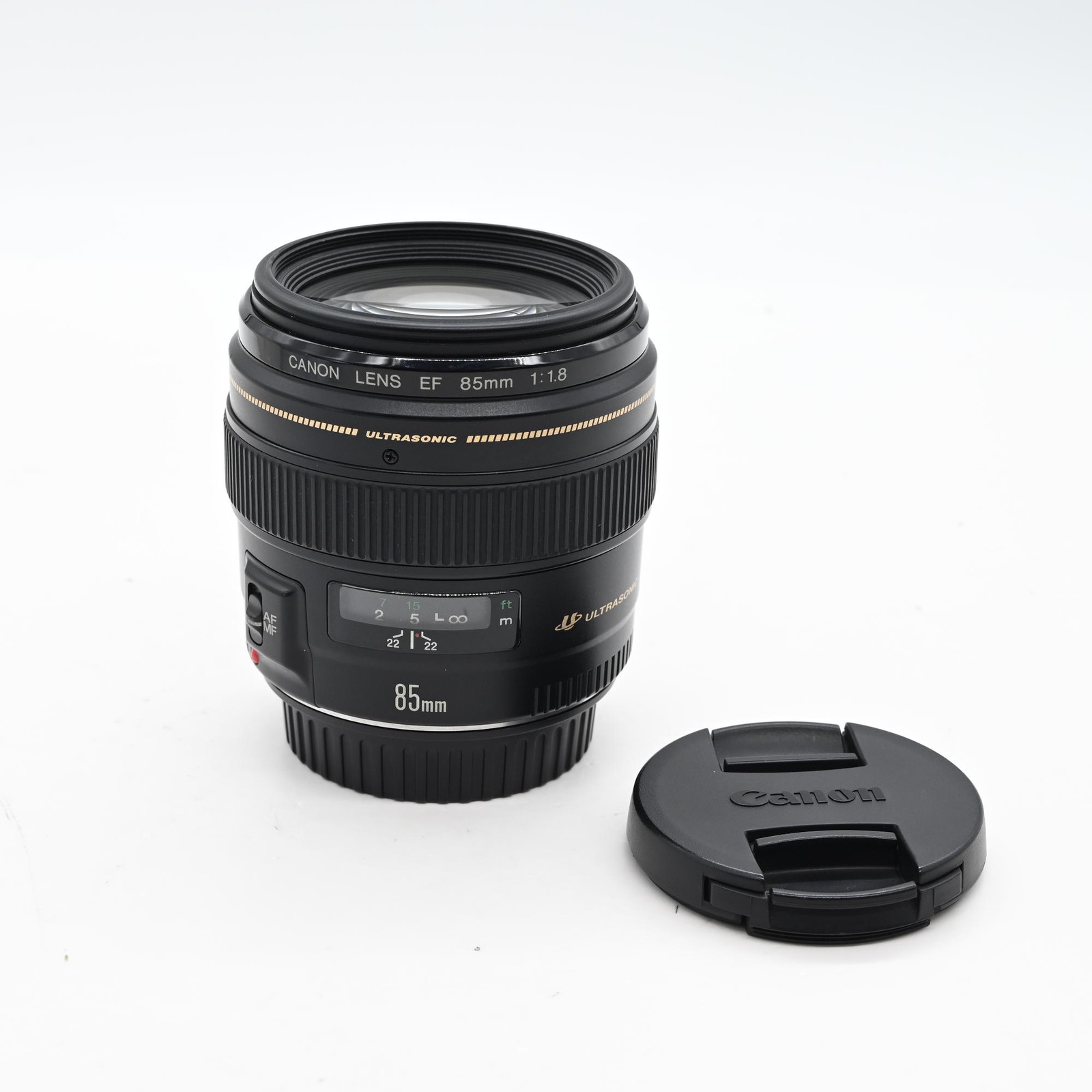 Canon EF 85mm f1.8 USM Lens #550