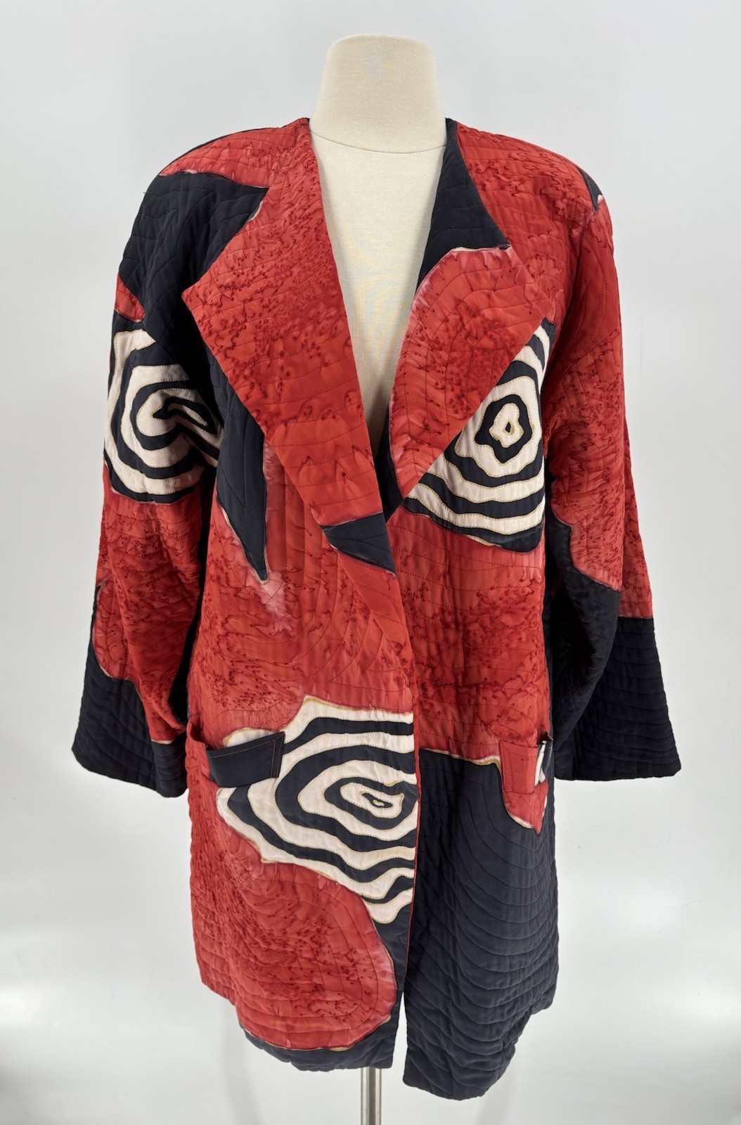 Kiss of the Wolf Jacket Womens One Size Red Black Art to Wear Silk Hand Painted Kiss of the Wolf Jacket Womens One Size Red Black Art to Wear Silk Hand Painted