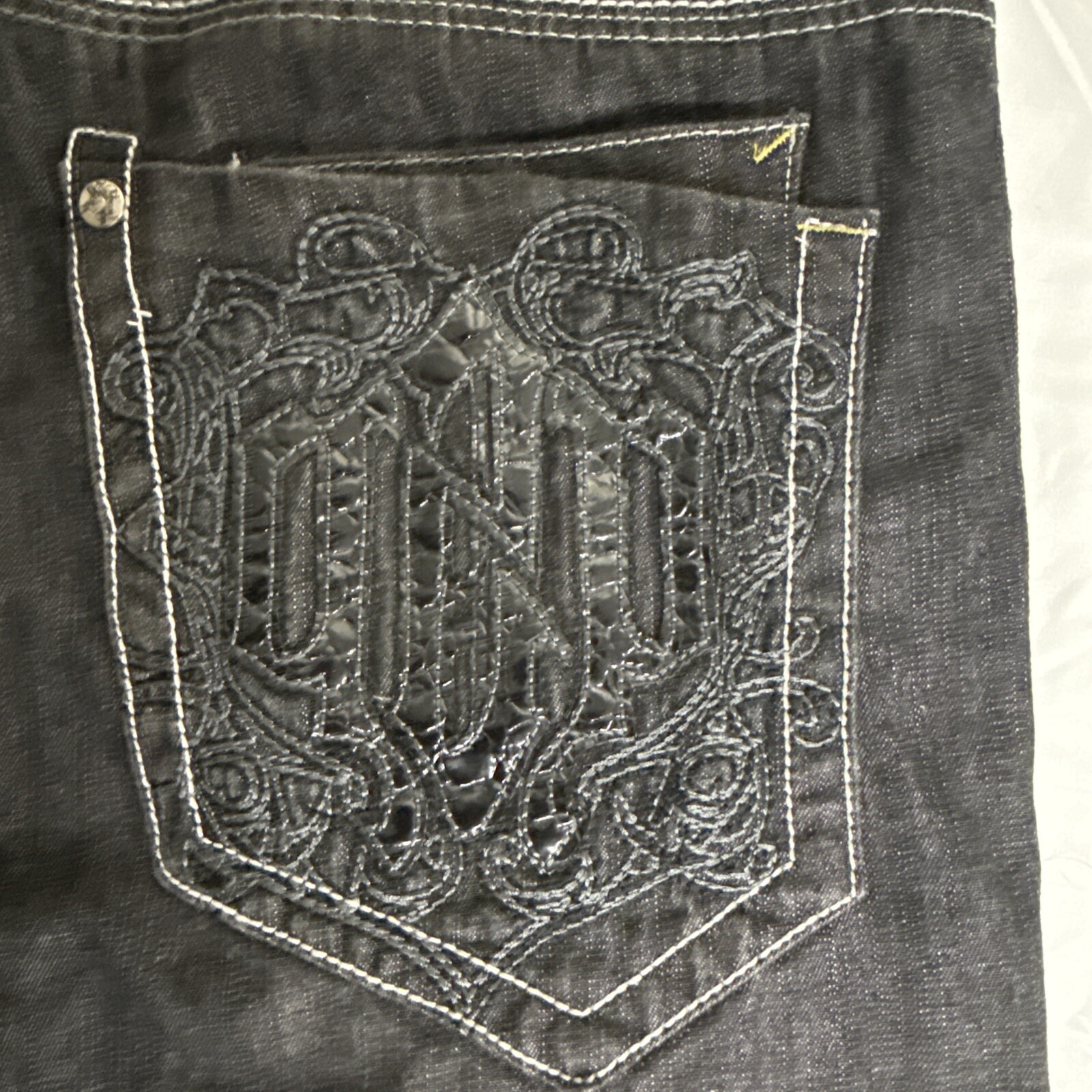 RARE Y2K Southpole Premium Embroidered Jeans Mens 38 Black Baggy Skater Y2k NWOT RARE Y2K Southpole Premium Embroidered Jeans Mens 38 Black Baggy Skater Y2k NWOT