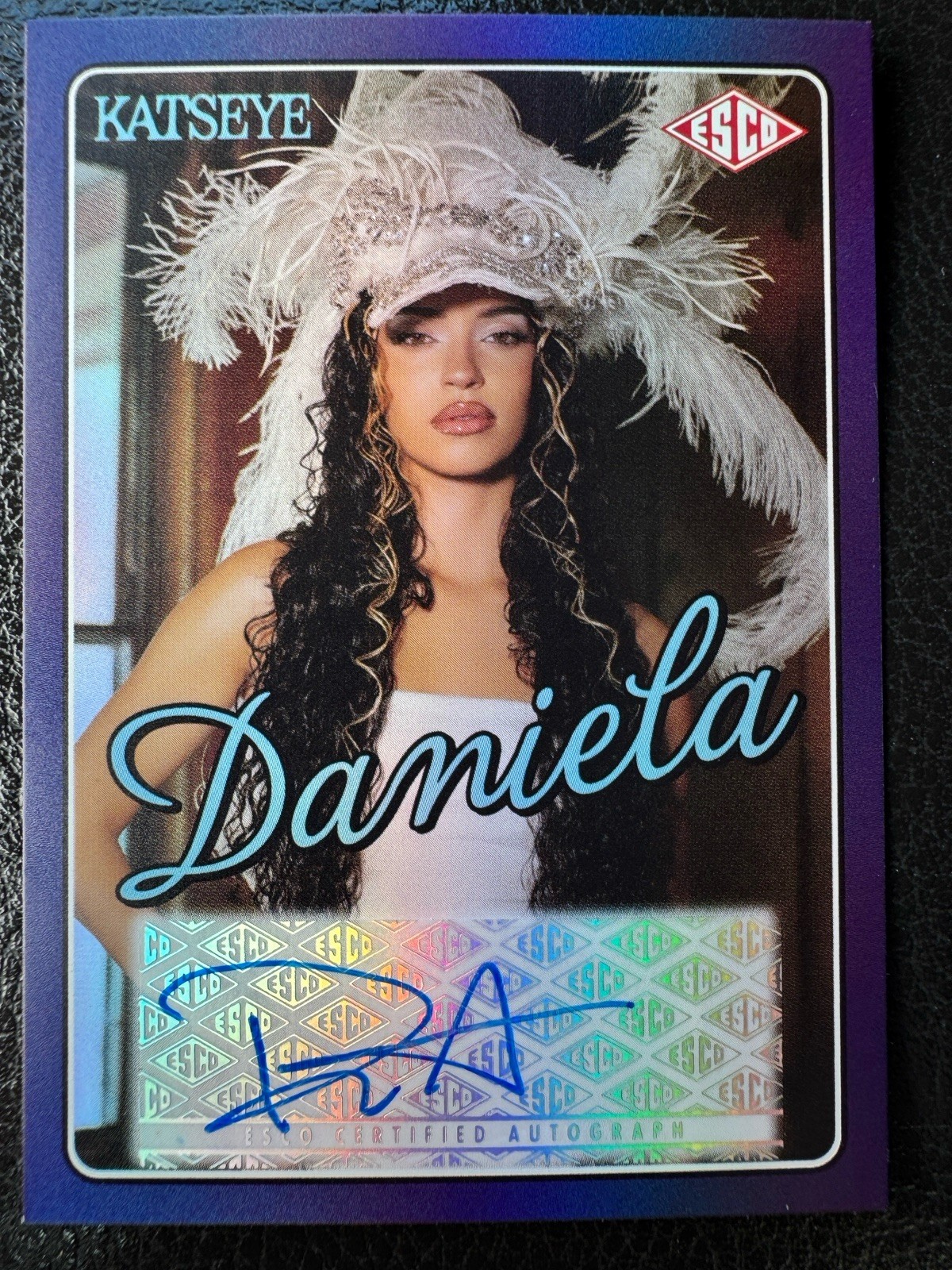 KATSEYE WILD #14 DANIELA Autograph Purple Serial Numbered 014/030 HYBE x Geffen