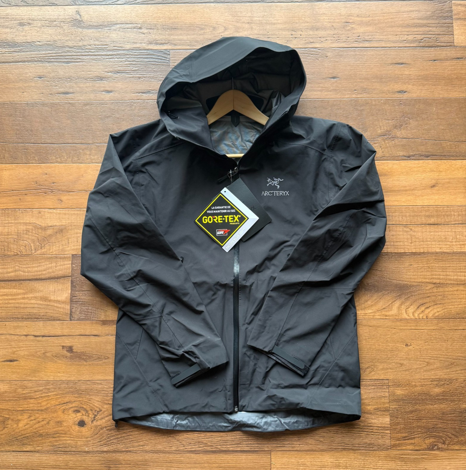 Arcteryx Beta LT Black Medium New Arcteryx Beta LT Black Medium New