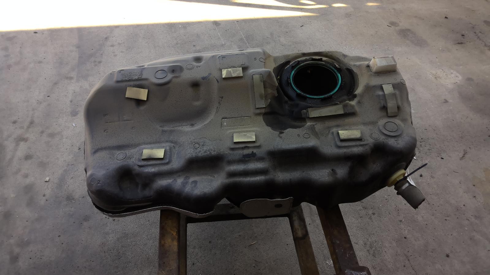 Used Fuel Tank fits: 2015 Chrysler 200 Sdn 2.4L engine ID ED6 Federal Grade A