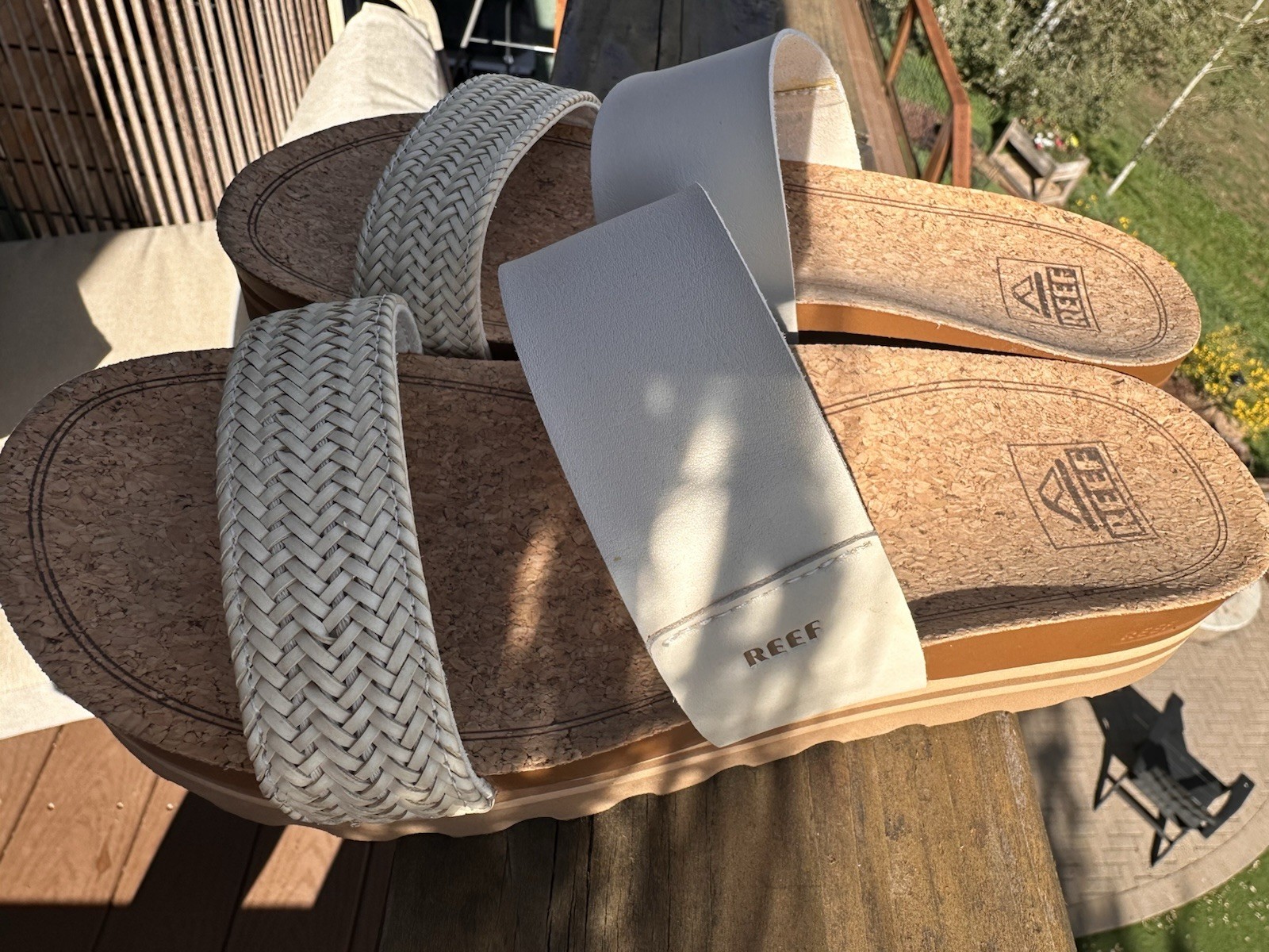 Reef Women’s Slide Sandals Size 9 White/Beige Cork Insole Straps Logo Reef Women’s Slide Sandals Size 9 White/Beige Cork Insole Straps Logo