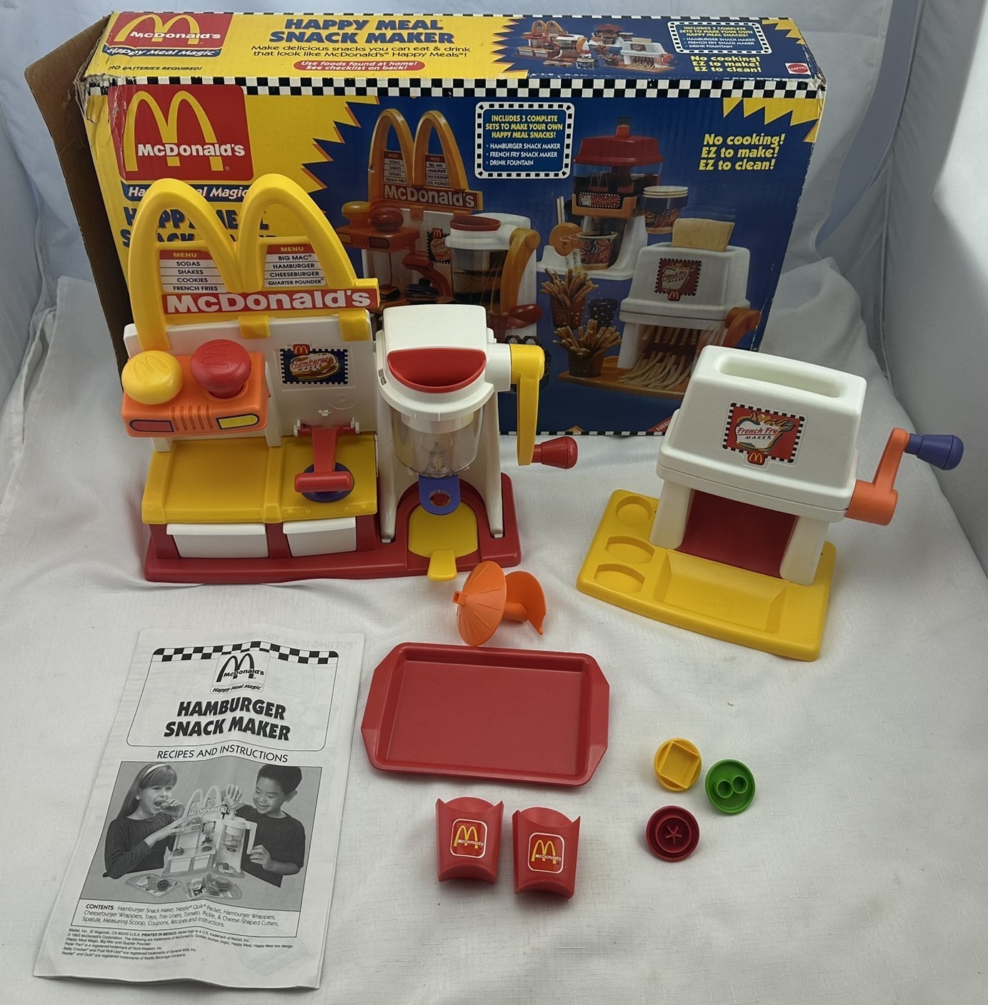 1993 McDonalds Happy Meal Snack Maker by Mattel in Great Condition 