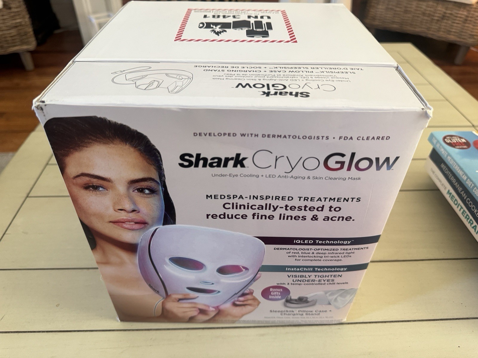 Shark CryoGlow LED Facial Mask in Blue Frost