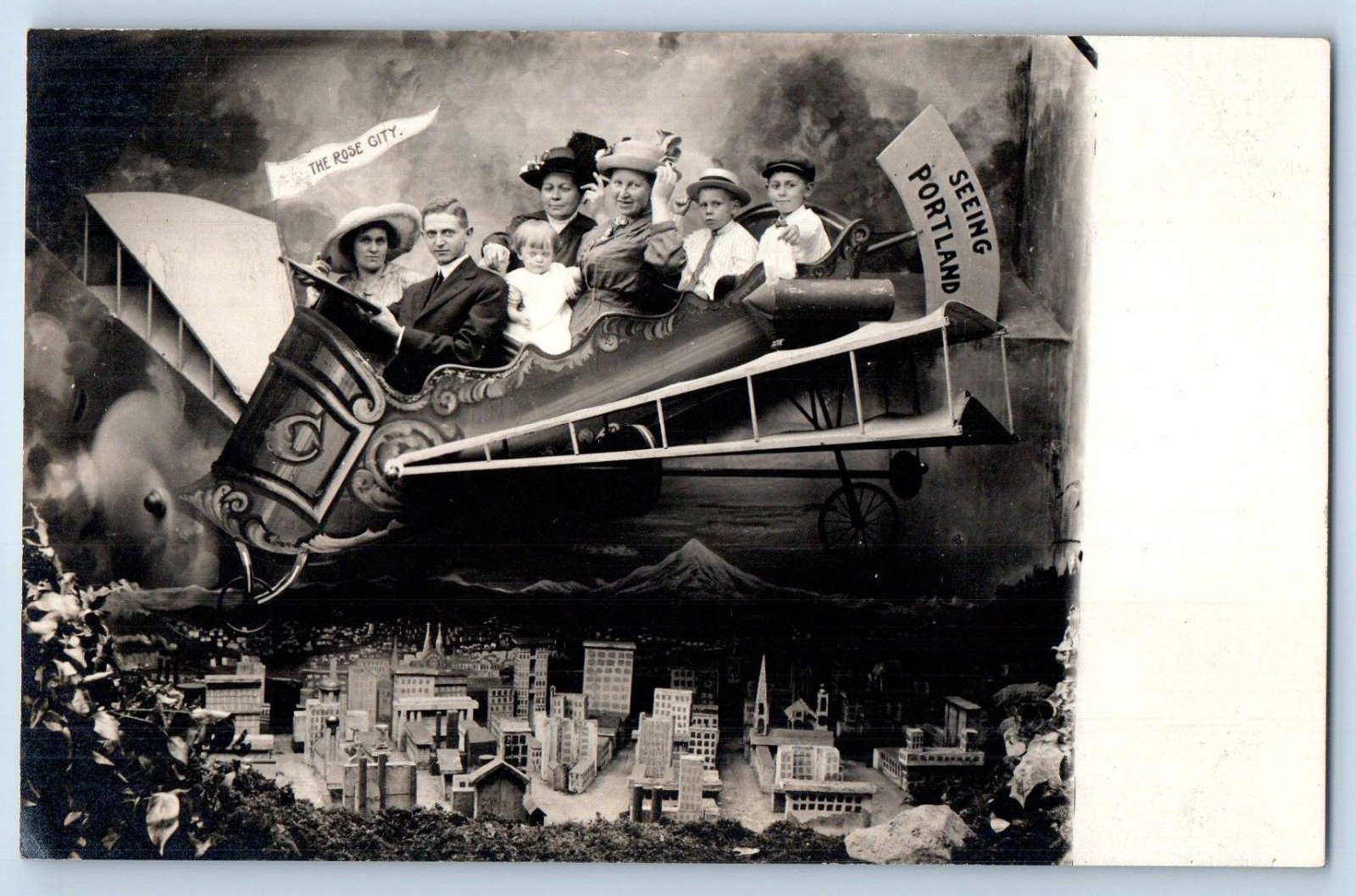 c1910\'s Family Seeing Portland The Rose City Portland OR RPPC Photo Postcard