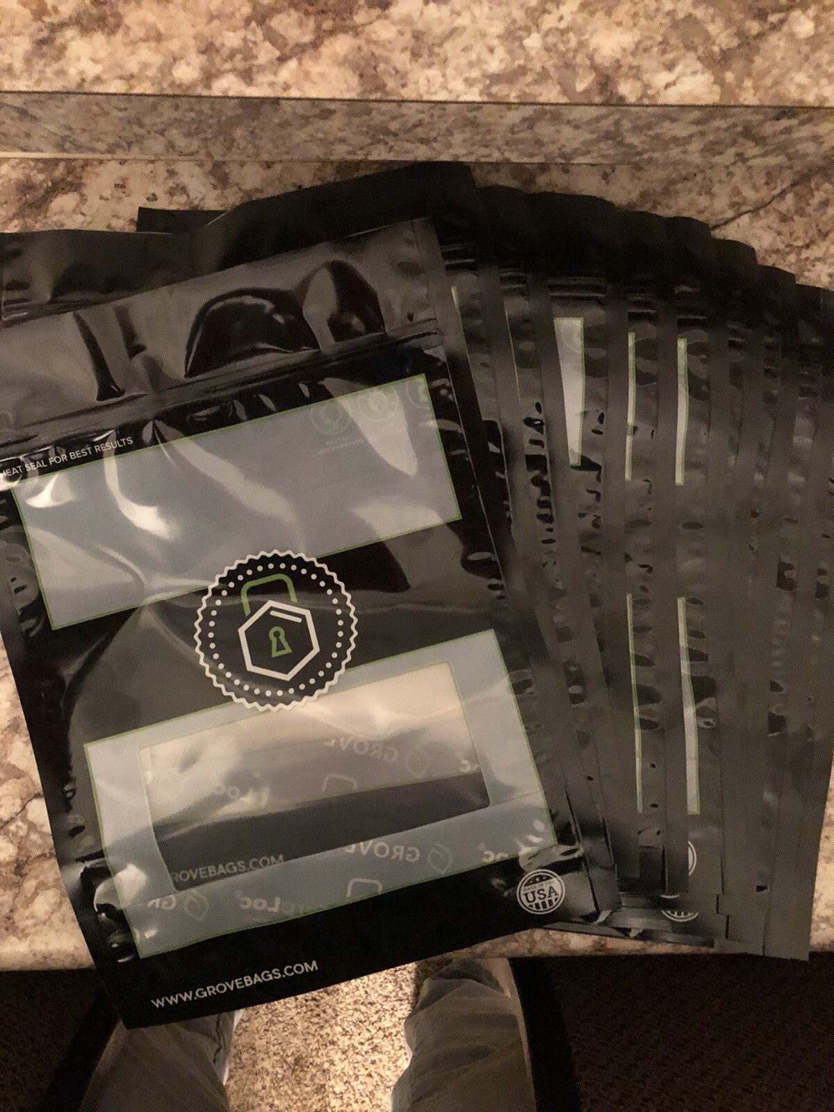 Grove Bags - TerpLoc Technology -10 1/4 Pound (4 Oz.) Bags Grove Bags - TerpLoc Technology -10 1/4 Pound (4 Oz.) Bags