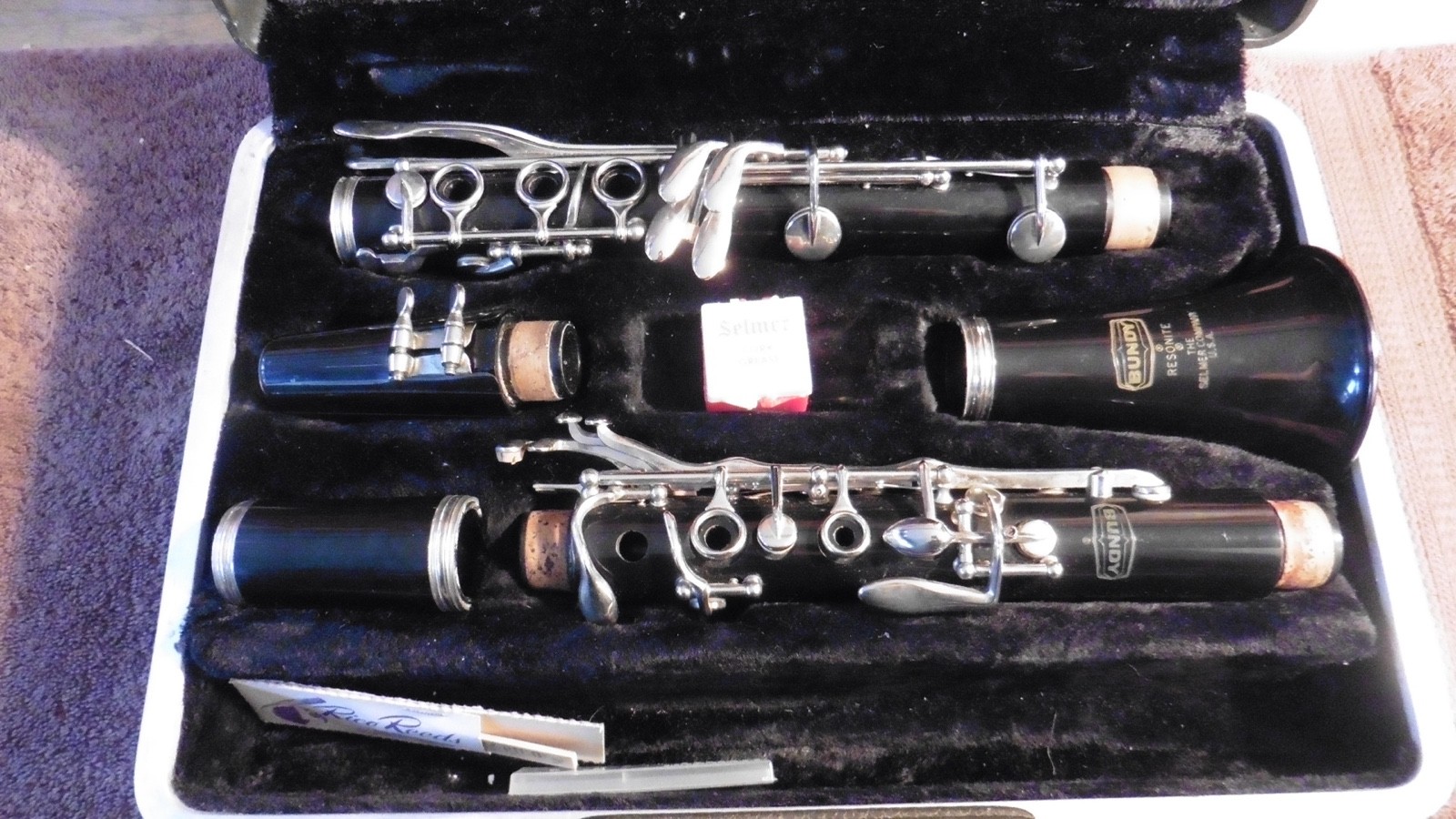 Vintage Bundy Selmer Resonite Clarinet Great Condition with Case