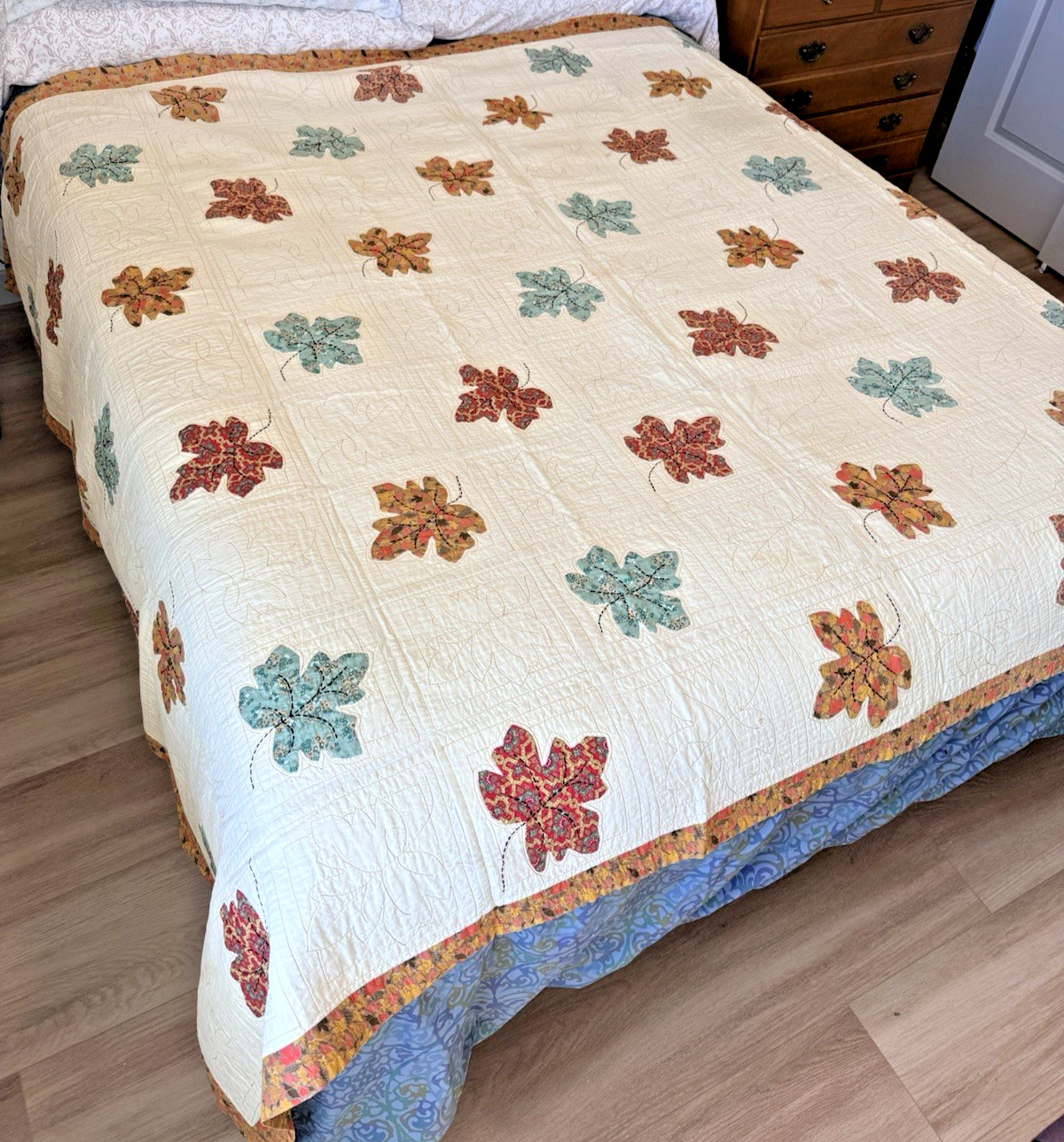 Vtg Handmade Patchwork Quilt Applique Maple Leaves Autumn Fall Folk Art 97 x 74 Vtg Handmade Patchwork Quilt Applique Maple Leaves Autumn Fall Folk Art 97 x 74
