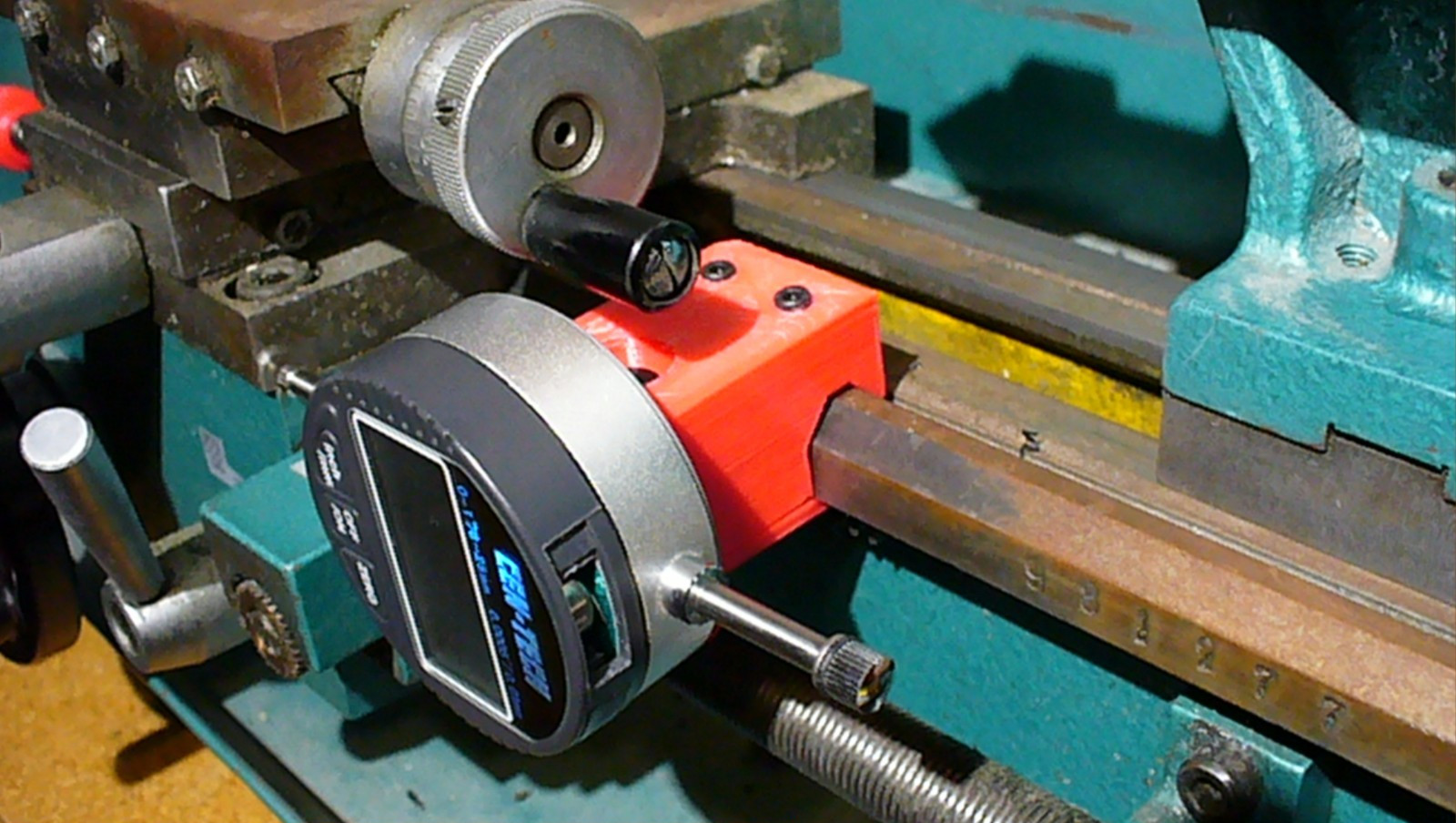Chinese Mini-Lathe Z/X Axis DRO Chinese Mini-Lathe Z/X Axis DRO