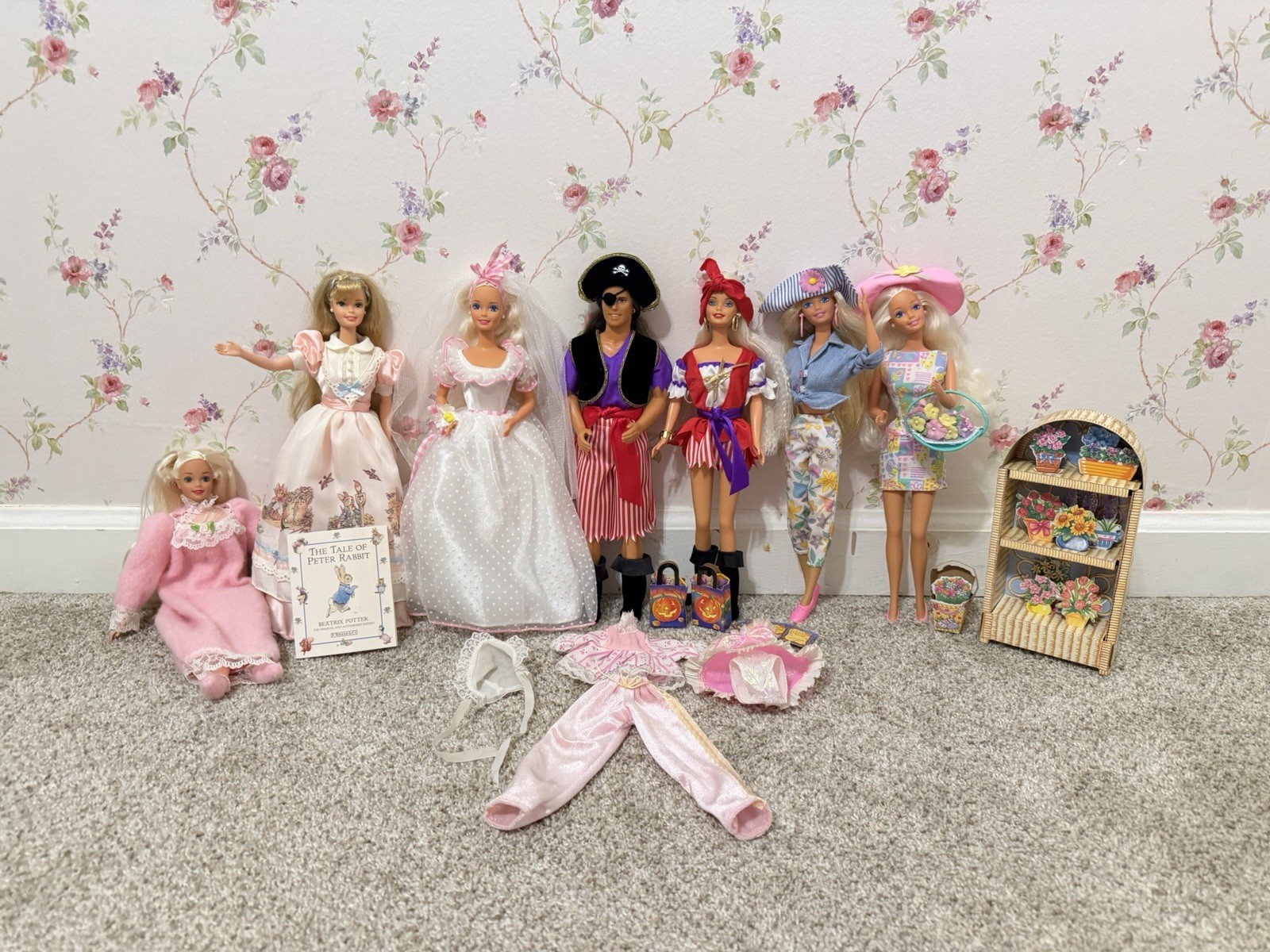 Beautiful lot of vintage Barbies
