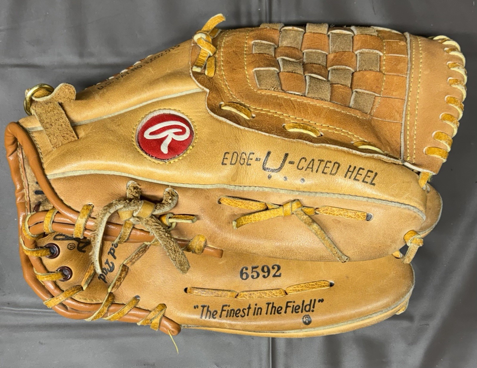 Rawlings 6592 Ozzie Smith 11\