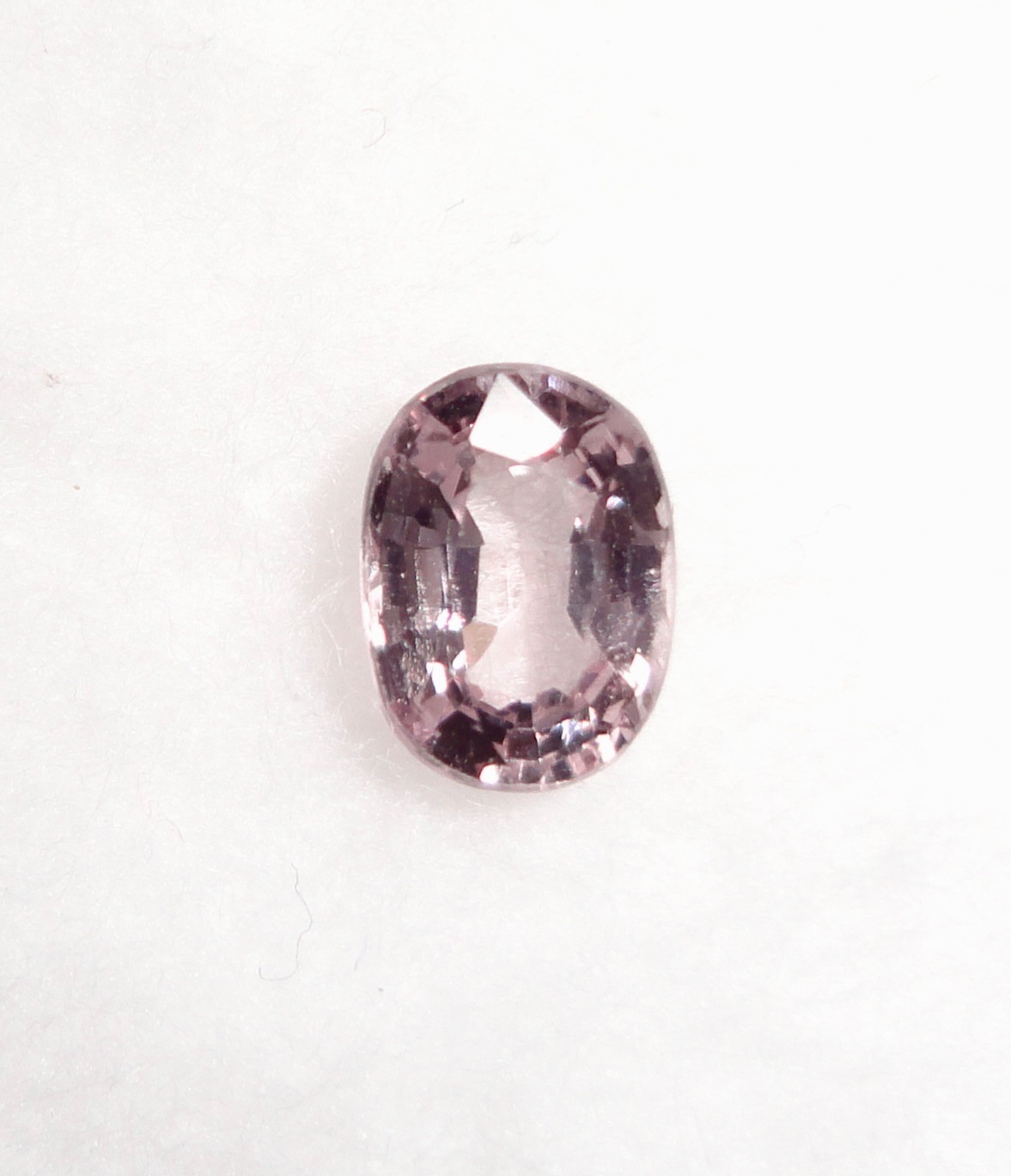 0.86 Ct OVAL L. Lavender color excellent Sri Lanka Sapphire Gemstone