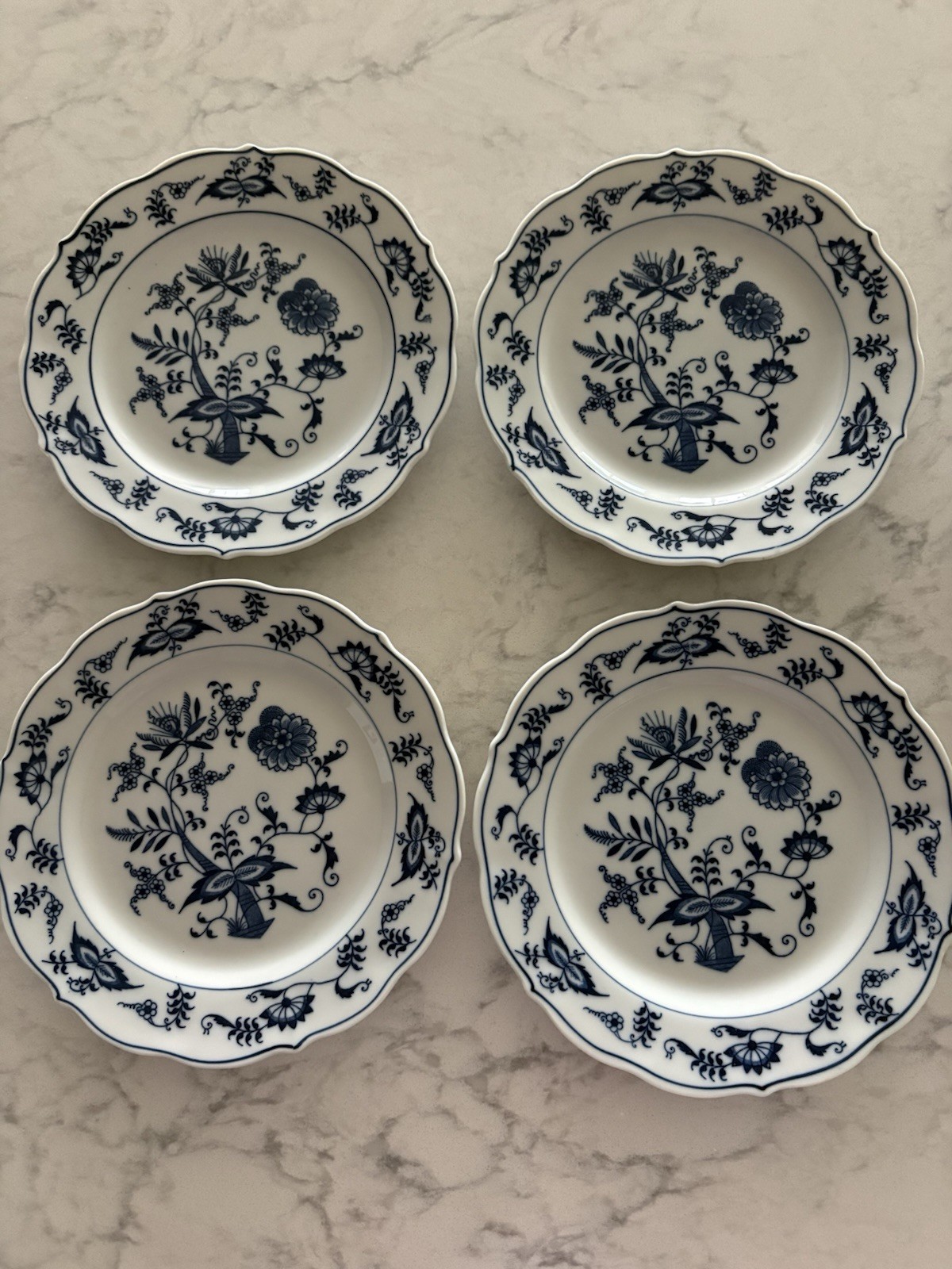 VTG Set/4 Blue Danube Blue Onion Bread Plates Banner Stamp EUC VTG Set/4 Blue Danube Blue Onion Bread Plates Banner Stamp EUC