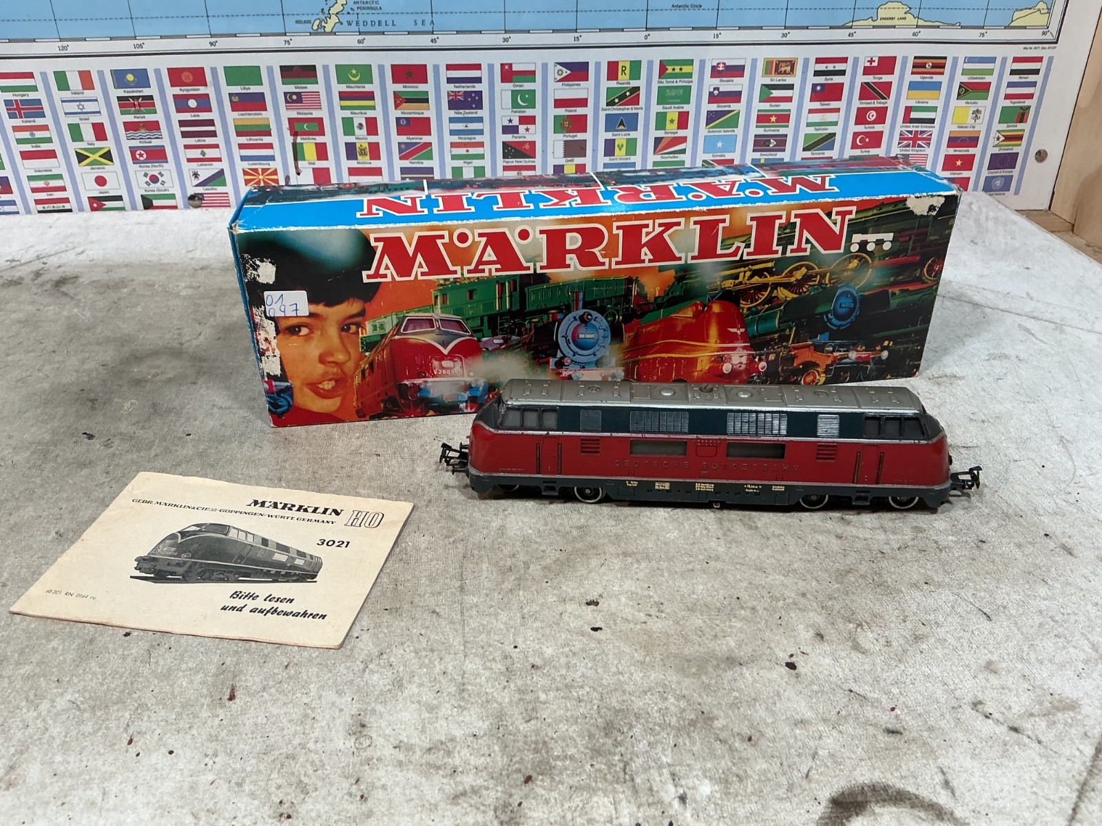 Marklin H0  3021  Postwar Diesel Engine V200 006