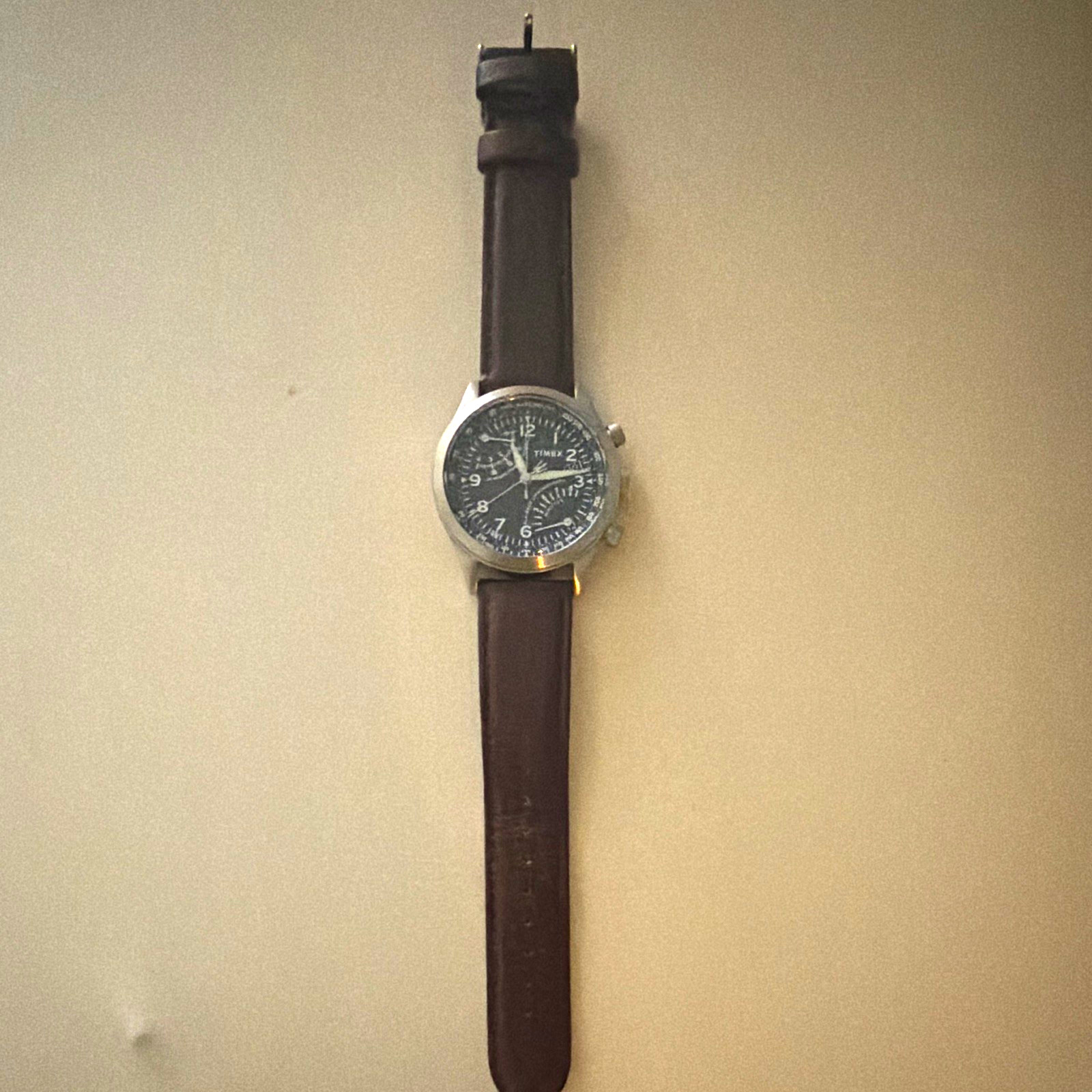 Timex Waterbury 42mm Quartz Watch Black Dial Brown Leather Strap Date Timex Waterbury 42mm Quartz Watch Black Dial Brown Leather Strap Date