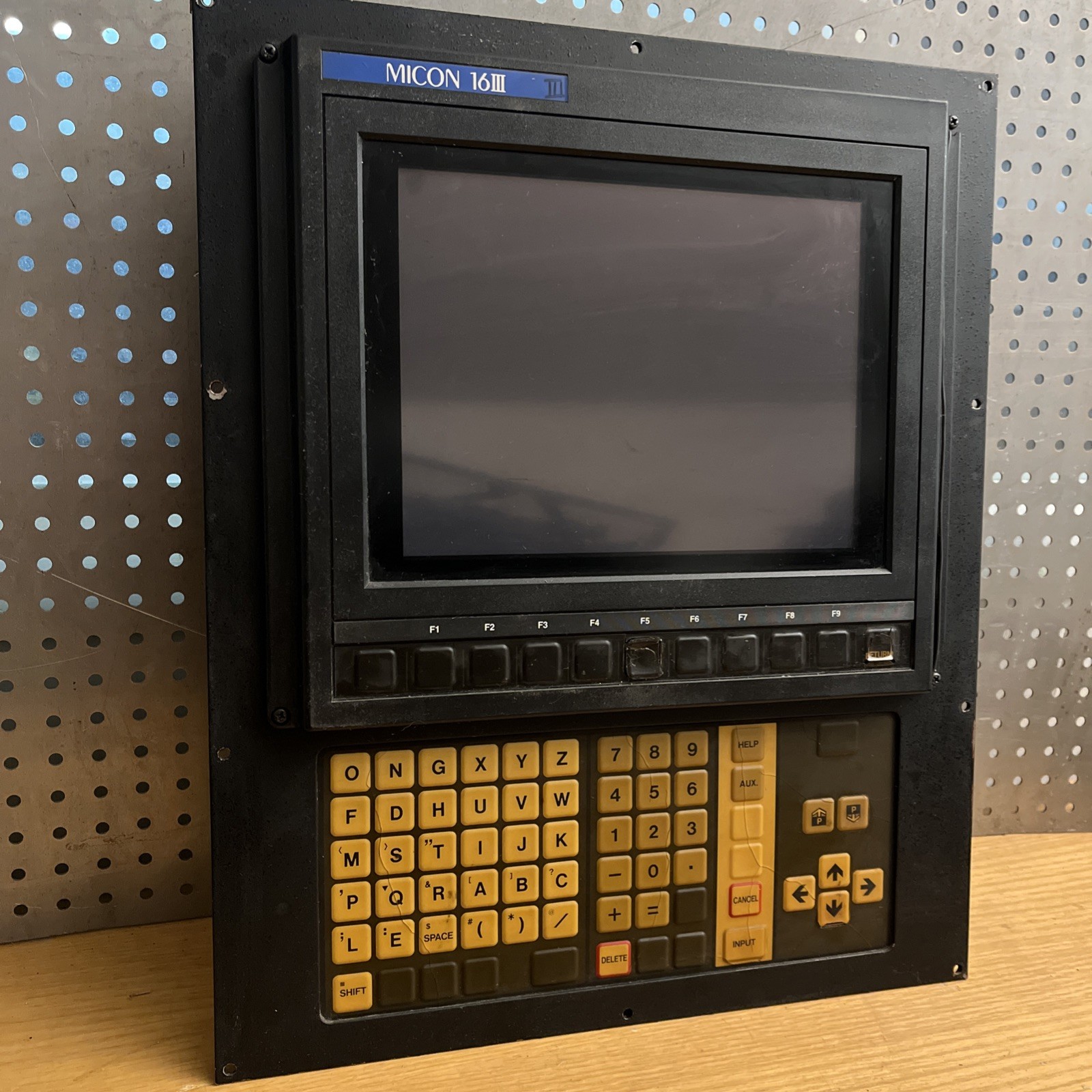 Hitachi Seiki Micron 16 III Seicos Control Side Screen frm working machine 
