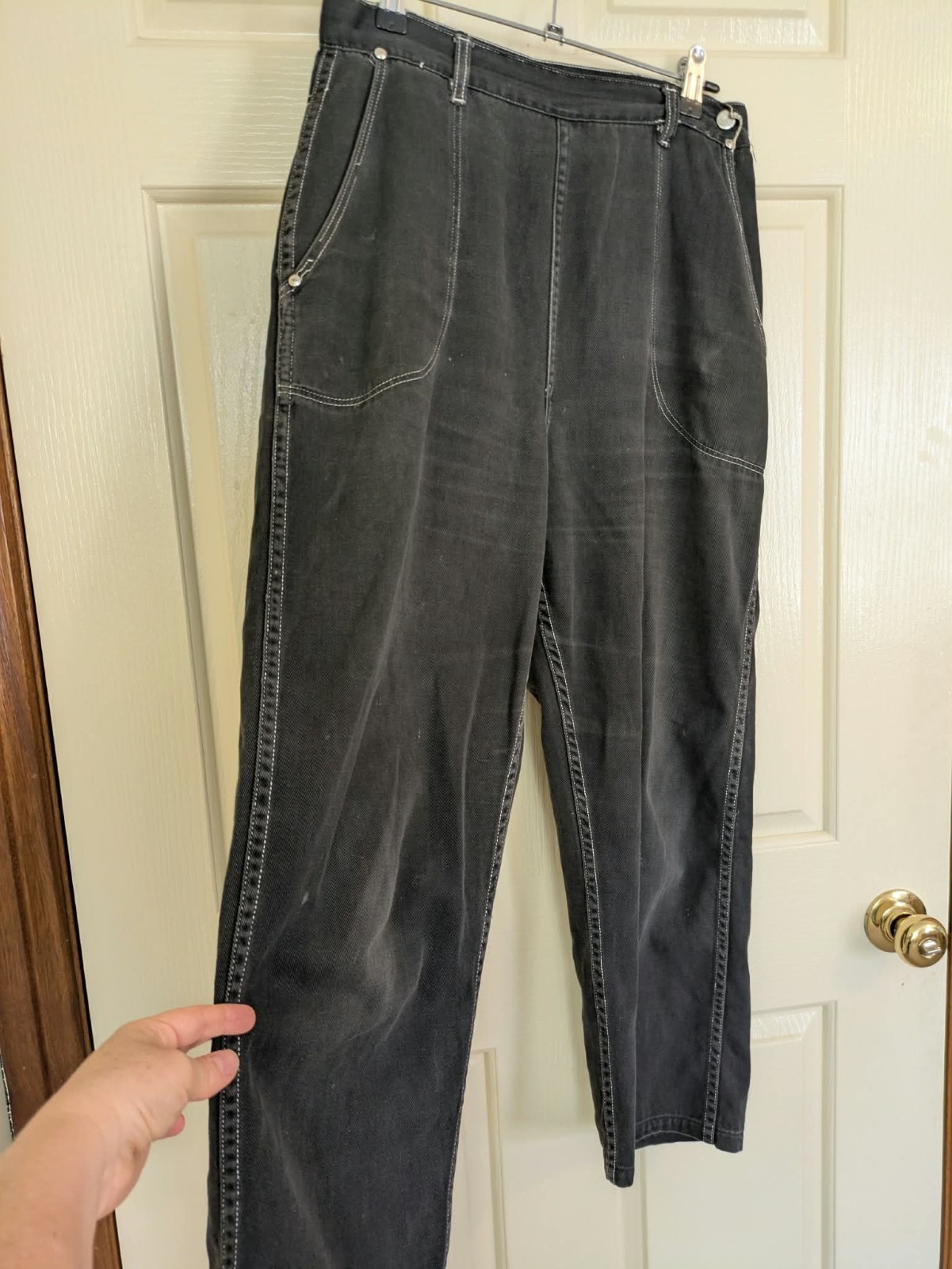 Black 1950s side-zip rockabilly jeans Black 1950s side-zip rockabilly jeans