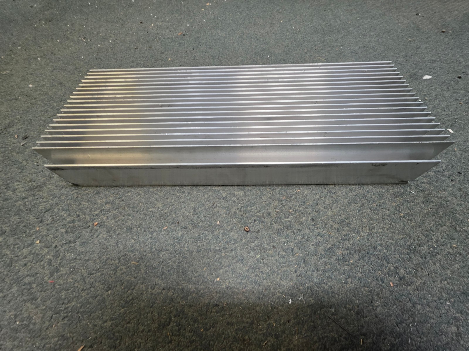 Large Aluminum Heatsink for Ham Radio LDMOS DIY Power Amplifier/other projects Large Aluminum Heatsink for Ham Radio LDMOS DIY Power Amplifier/other projects