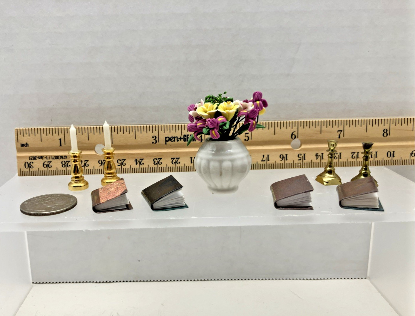 Dollhouse Accessories Lot of 9 Pieces, Books Candles, Vase, Flowers - Scale 1:12 Dollhouse Accessories Lot of 9 Pieces, Books Candles, Vase, Flowers - Scale 1:12