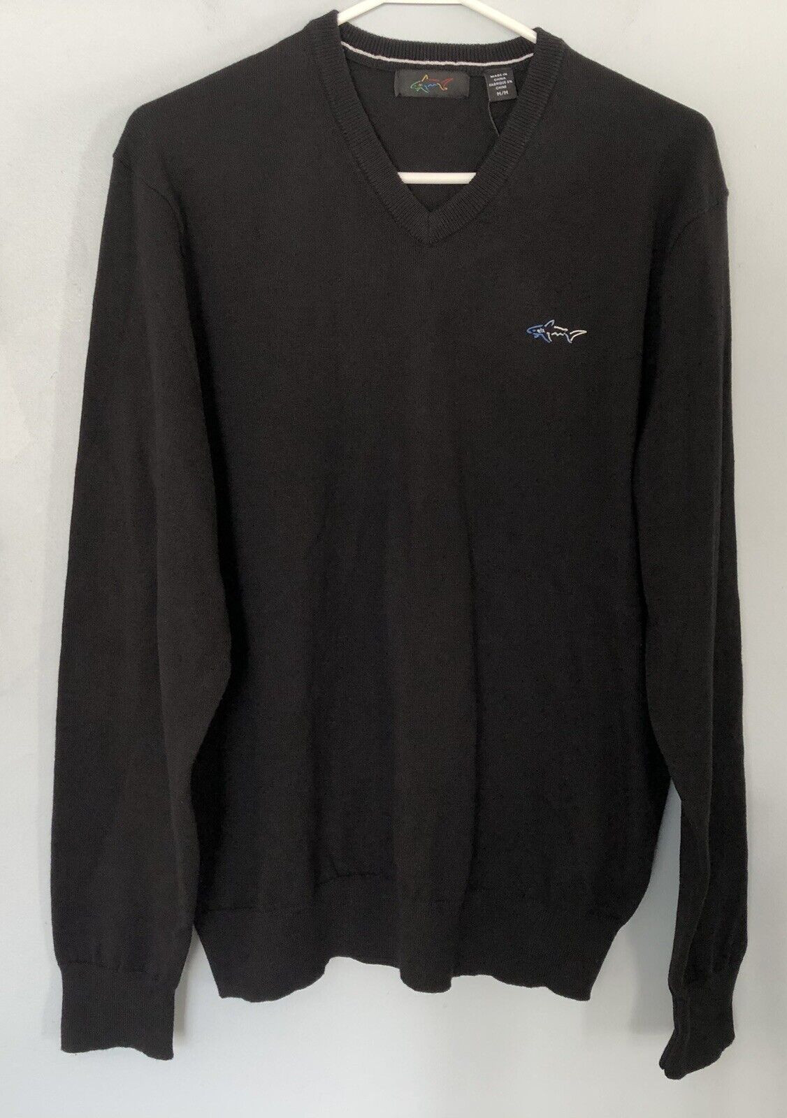 GREG NORMAN V-NECK SWEATER SIZE MED BLACK THERMOLITE ALL SEASON TECH MEN\'S NWT