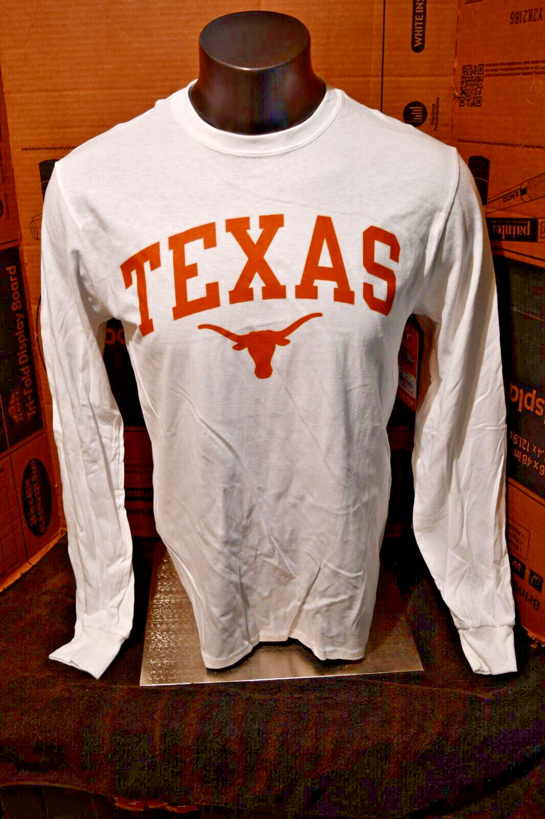 UT Austin TEXAS LONGHORNS Men\'s White long Sleeve Medium New With Tags