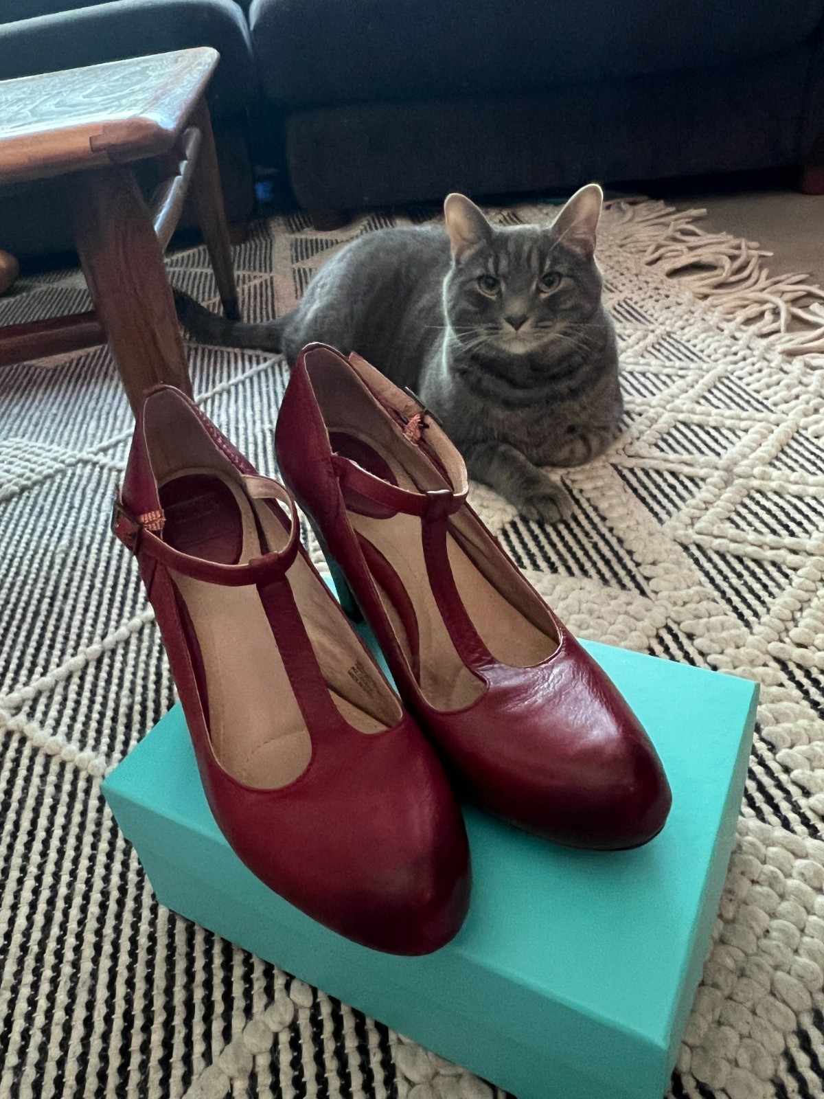 Frye Co Betty T Strap Red Burnished Leather Platform Heels Mary Jane Women 36.5 Frye Co Betty T Strap Red Burnished Leather Platform Heels Mary Jane Women 36.5