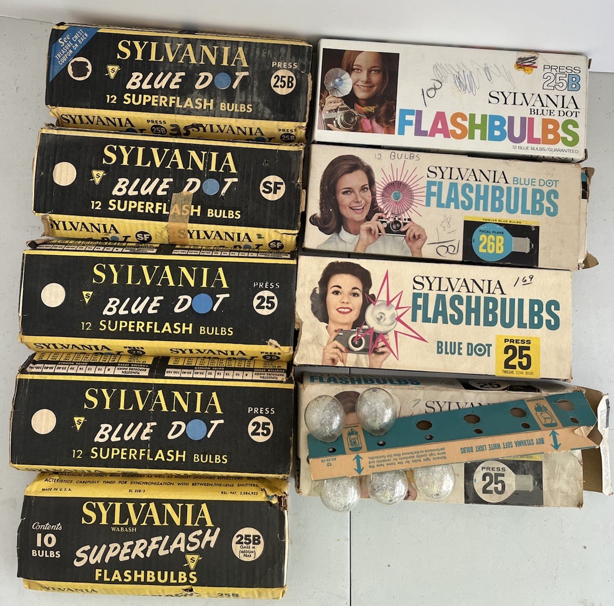 Vintage Sylvania Blue Dot Flashbulb Lot Press 25 25B 26B SF Superflash 10 Boxes