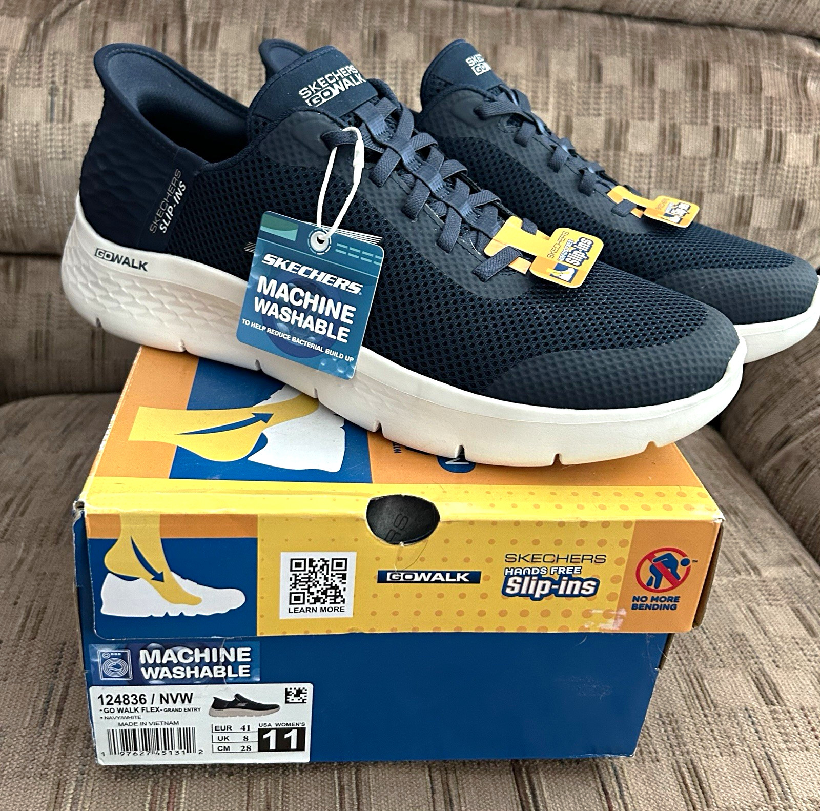 SKECHERS GOwalk Flex Grand Entry Slip-ins Machine Washable Navy/White 11