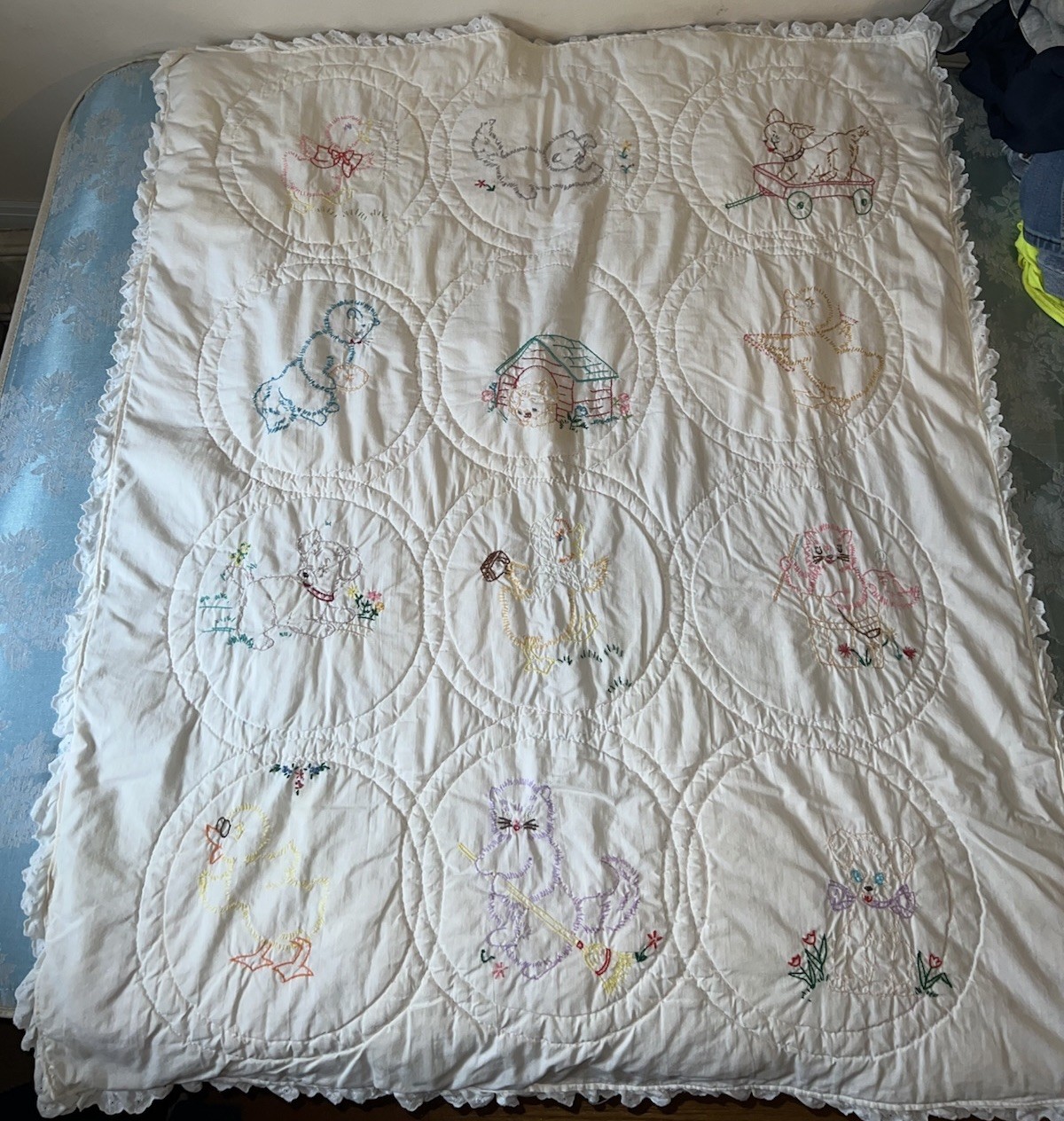 Vintage Handmade Embroidered Baby Quilt Animals Crib Quilt Eyelet Ruffle