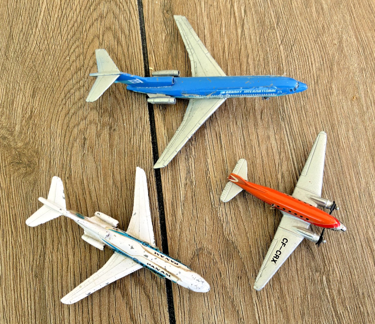 Vintage LINTOY Boeing 727 Braniff +(3) Zylmex 727 / DC-3 / Concorde Airplanes Vintage LINTOY Boeing 727 Braniff +(3) Zylmex 727 / DC-3 / Concorde Airplanes