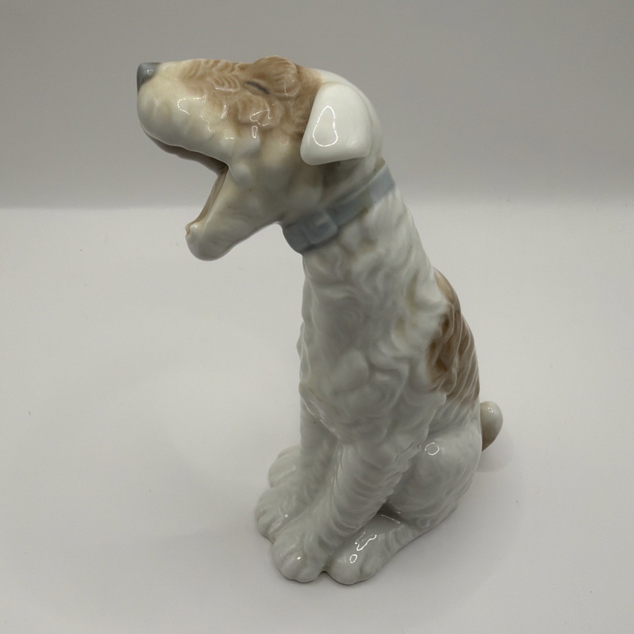 Vintage Nao by LLADRO Yawning TERRRIER Dog Porcelain Figurine Spain Daisa 1978 Vintage Nao by LLADRO Yawning TERRRIER Dog Porcelain Figurine Spain Daisa 1978