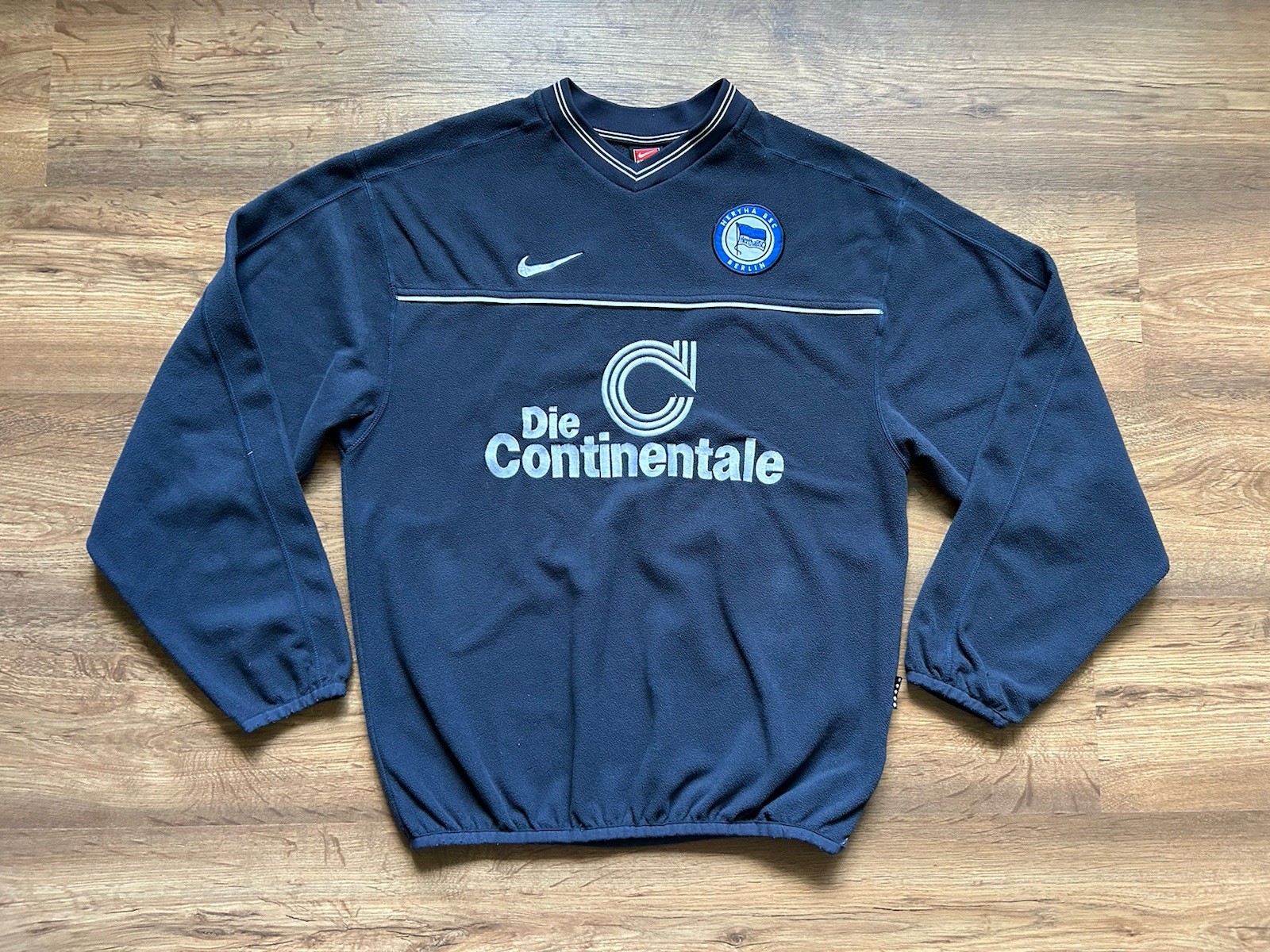 VINTAGE HERTHA BSC GERMANY JACKET FOOTBALL SOCCER NIKE VINTAGE HERTHA BSC GERMANY JACKET FOOTBALL SOCCER NIKE