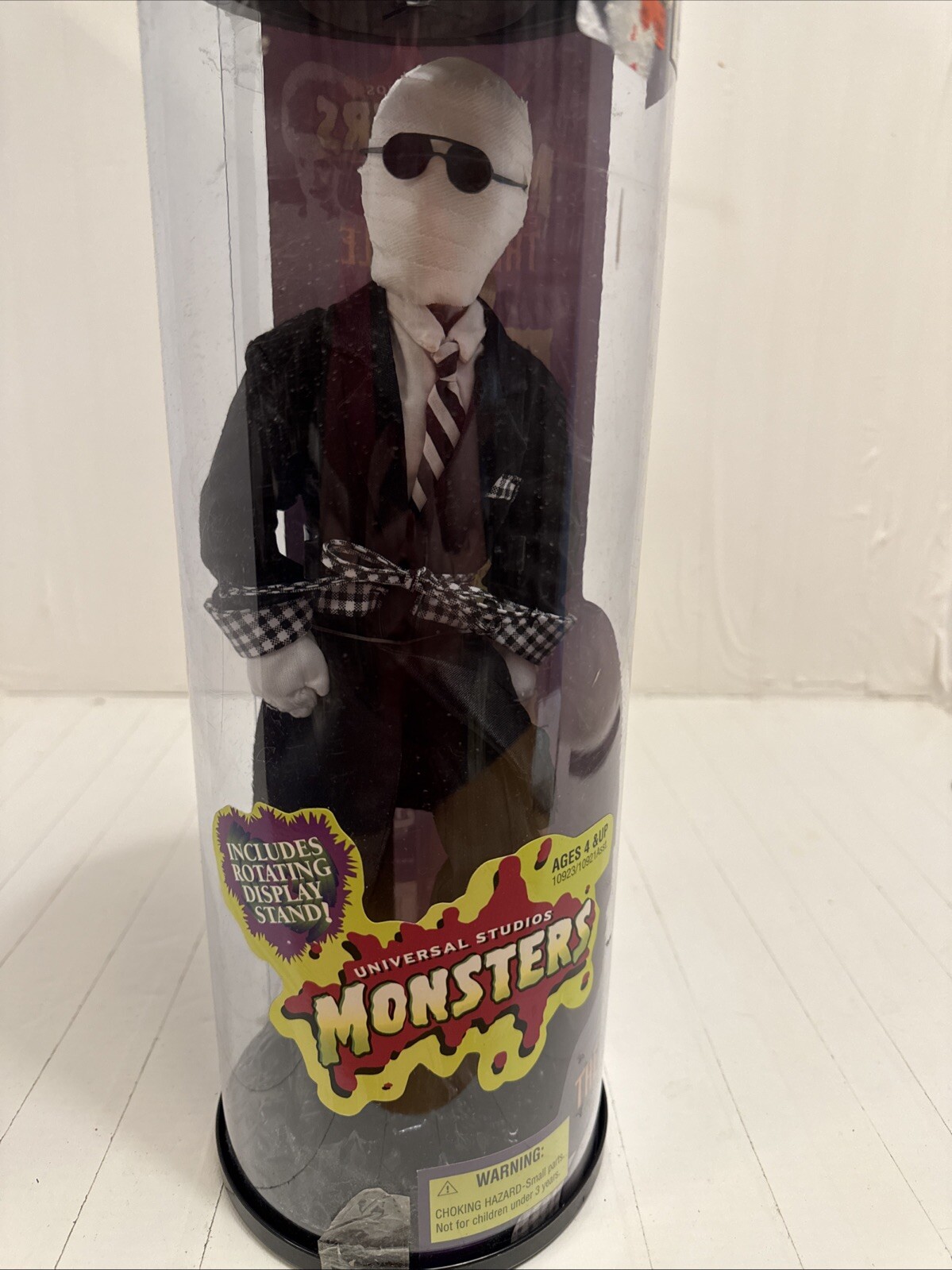 VTG 1998 Universal Studios Monsters Hasbro Signature Series THE INVISIBLE MAN VTG 1998 Universal Studios Monsters Hasbro Signature Series THE INVISIBLE MAN