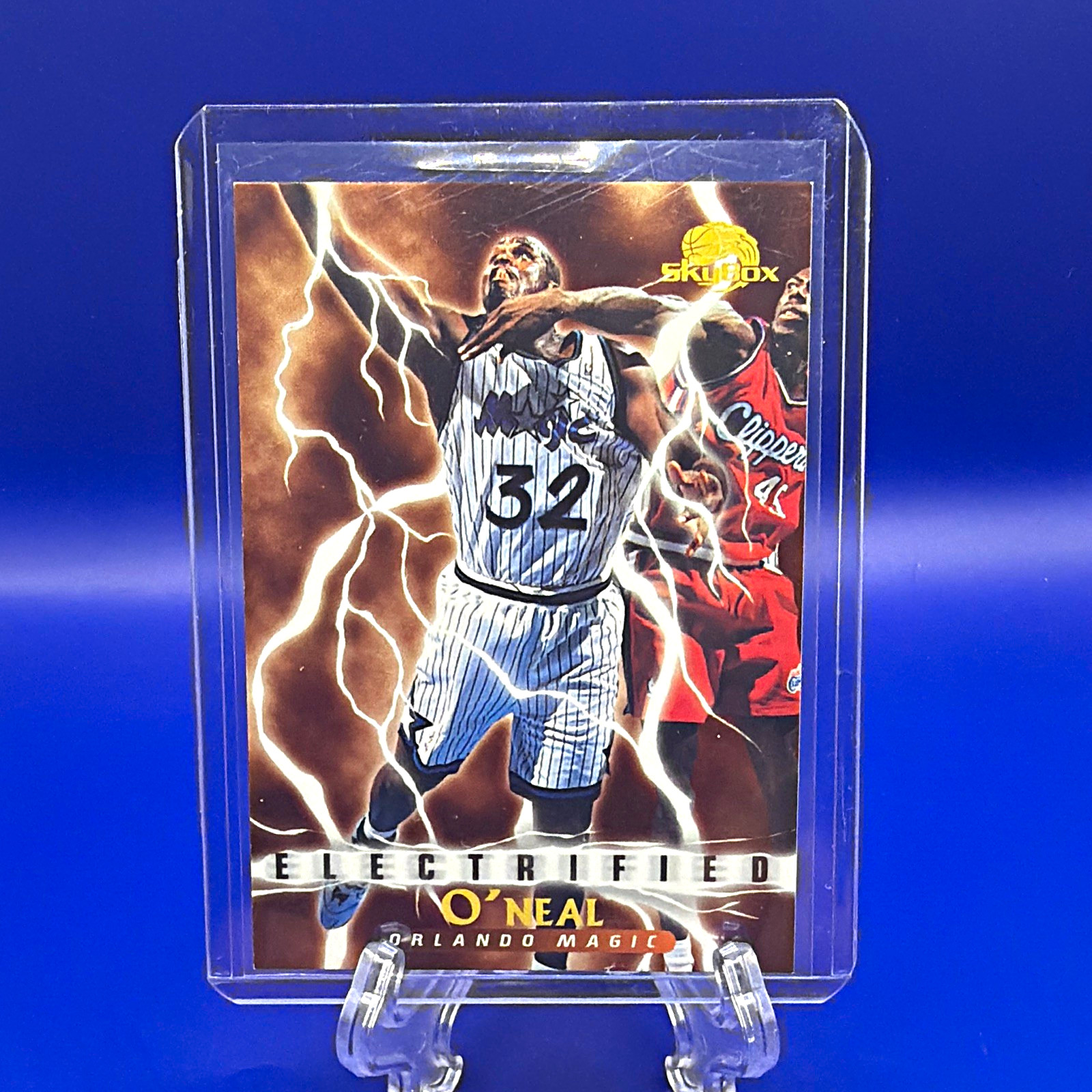SkyBox 1995-96 Skybox Premium Electrified Shaquille O\'Neal Magic #293 SkyBox 1995-96 Skybox Premium Electrified Shaquille O\'Neal Magic #293