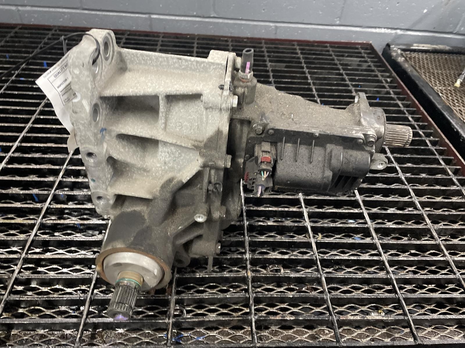 '18-'22 GMC TERRAIN Transfer Case 98k miles OEM 6 Month Warranty